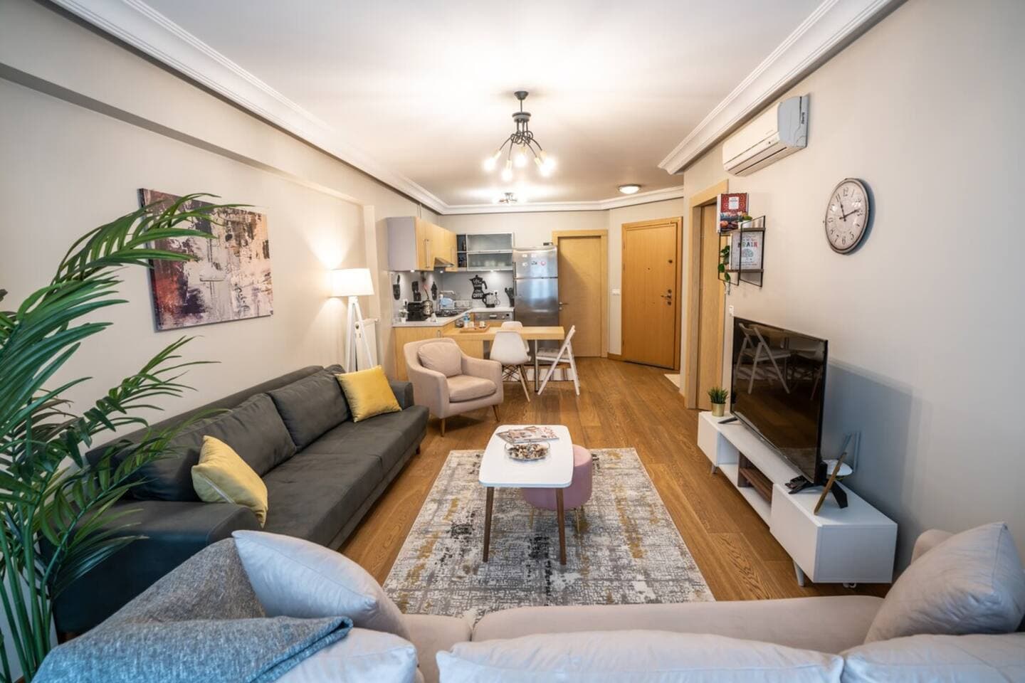 Full apartment near Osmanbey Metro Nişantaşı, furnished apartment in Şişli, Istanbul — image 22