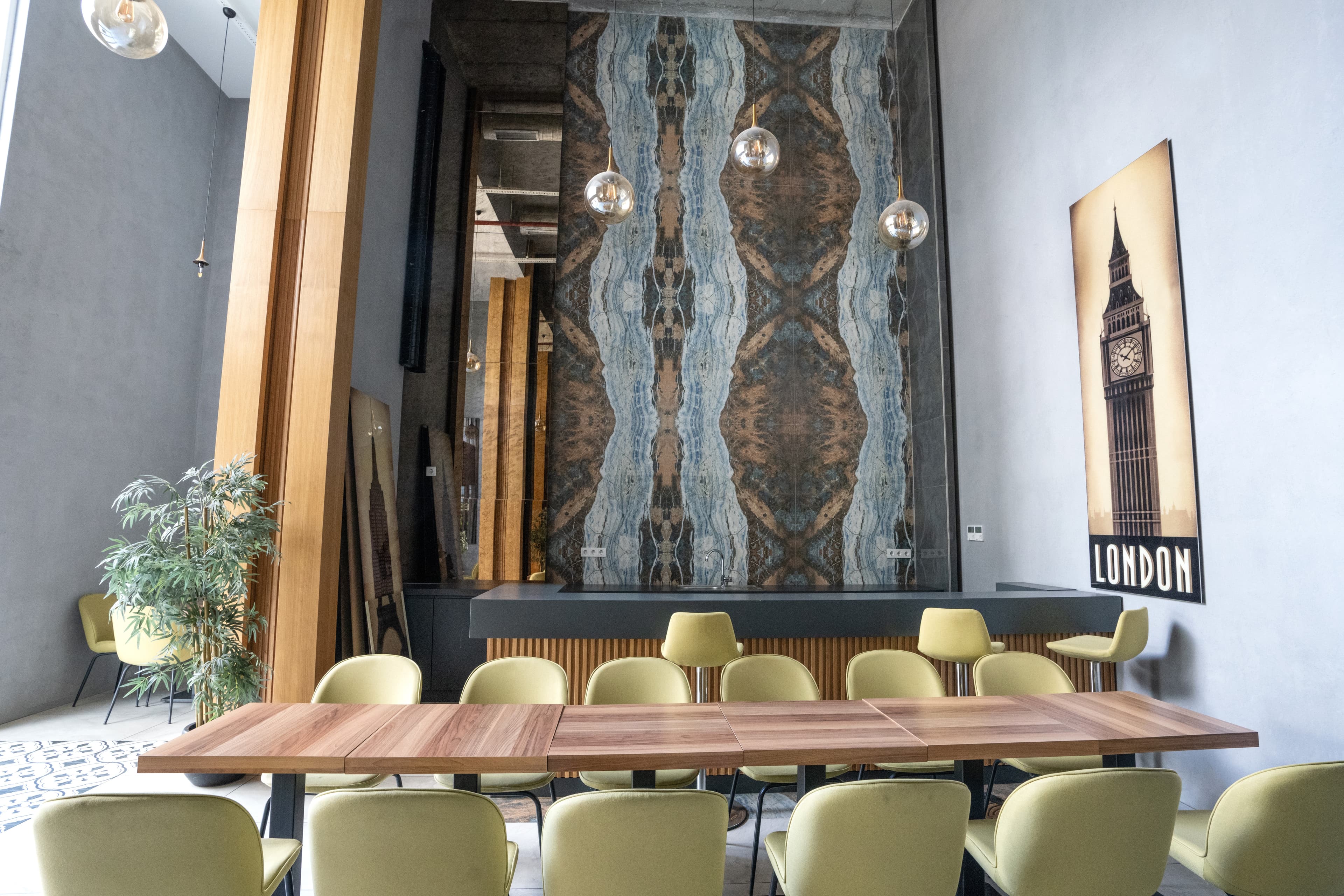 7th floor central 1-Bdr Apt  Wi-Fi/Pool/Gym, furnished apartment in Kağıthane, Istanbul — image 35