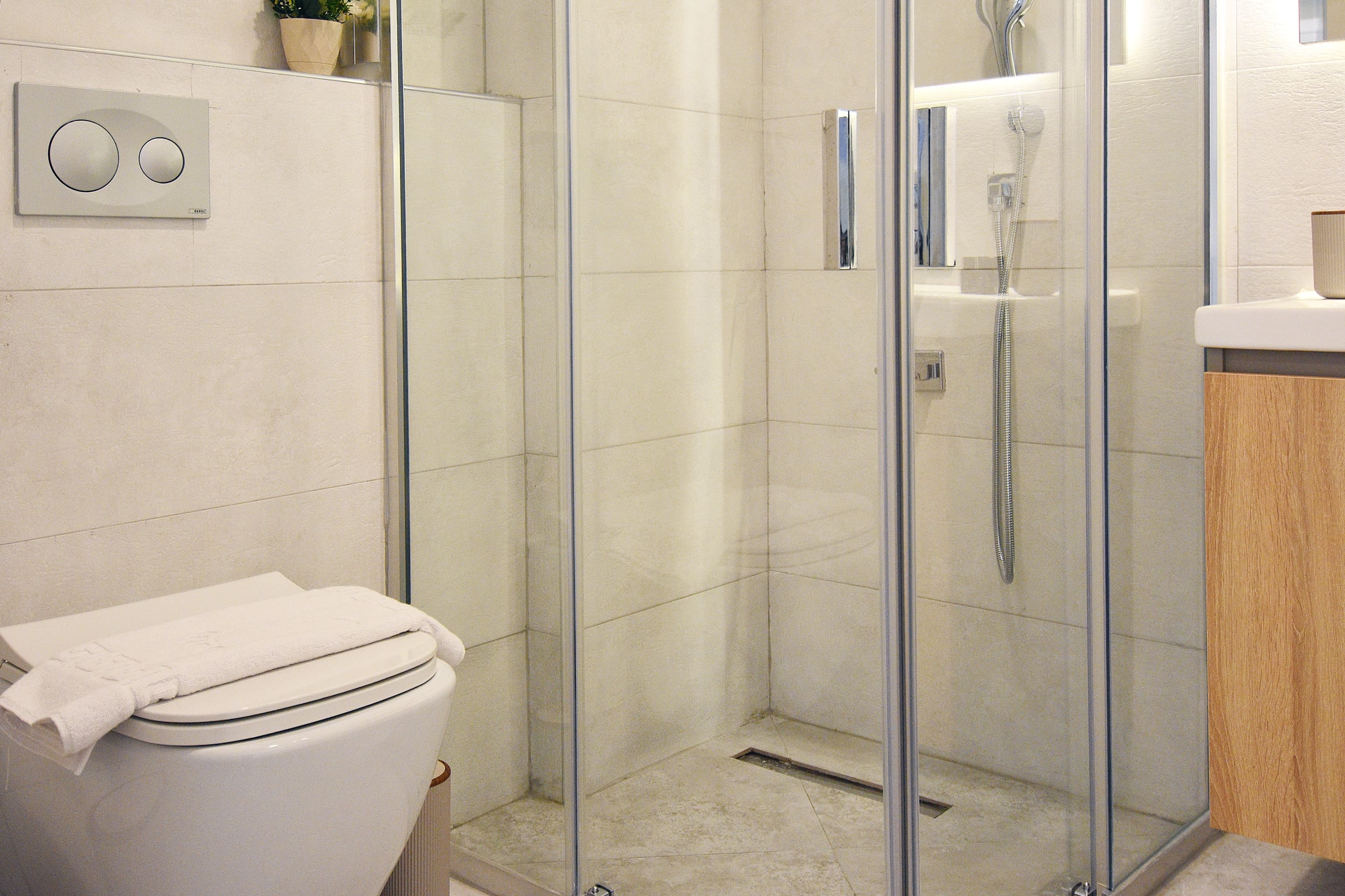 Cozy 1BR Apt: Perfect Blend of Comfort & Style., furnished apartment in Kağıthane, Istanbul — image 16