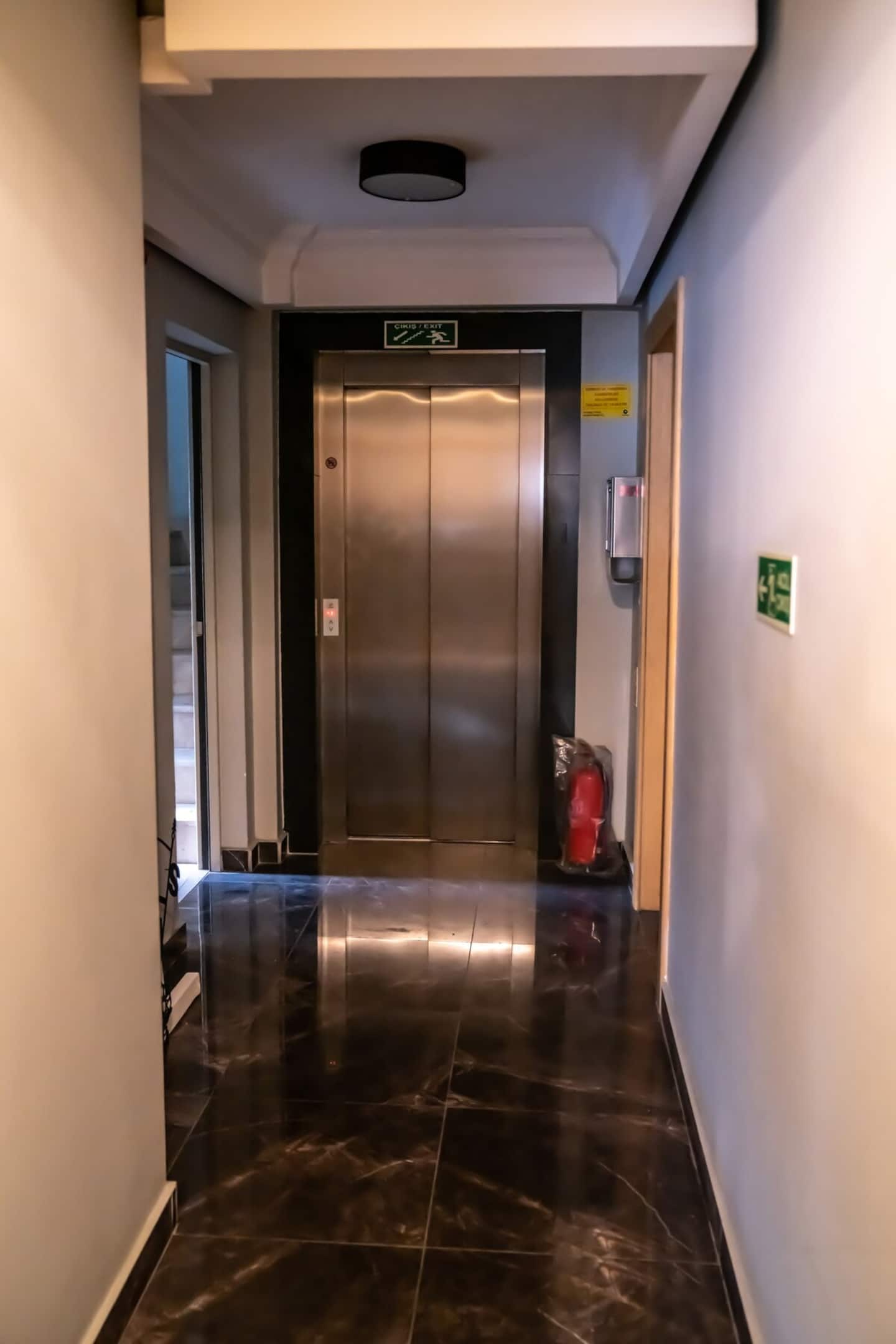 Full apartment near Osmanbey Metro Nişantaşı, furnished apartment in Şişli, Istanbul — image 28