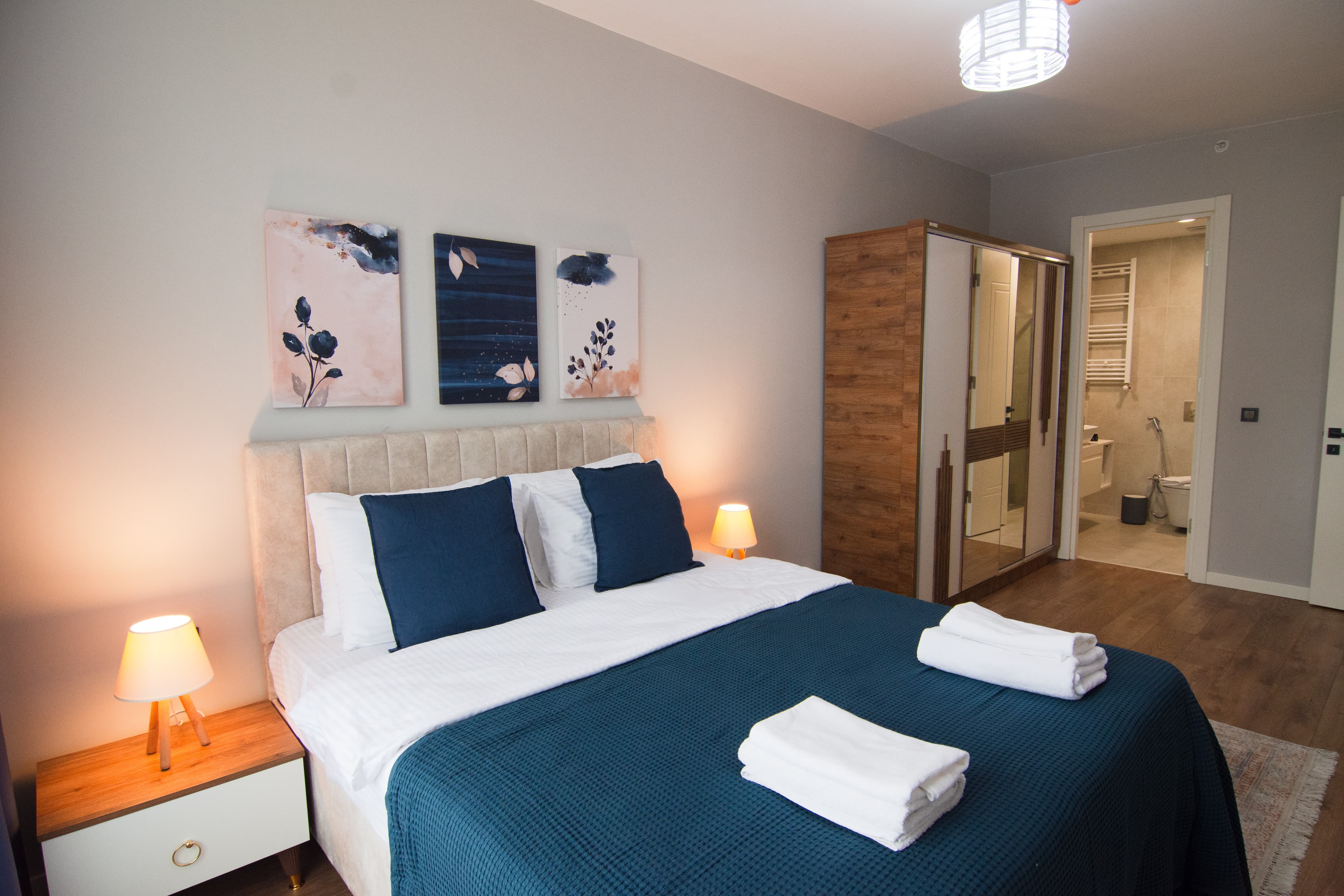 Cozy Retreat: Stylish 2BR Apt, furnished apartment in Bağcılar, Istanbul — image 8