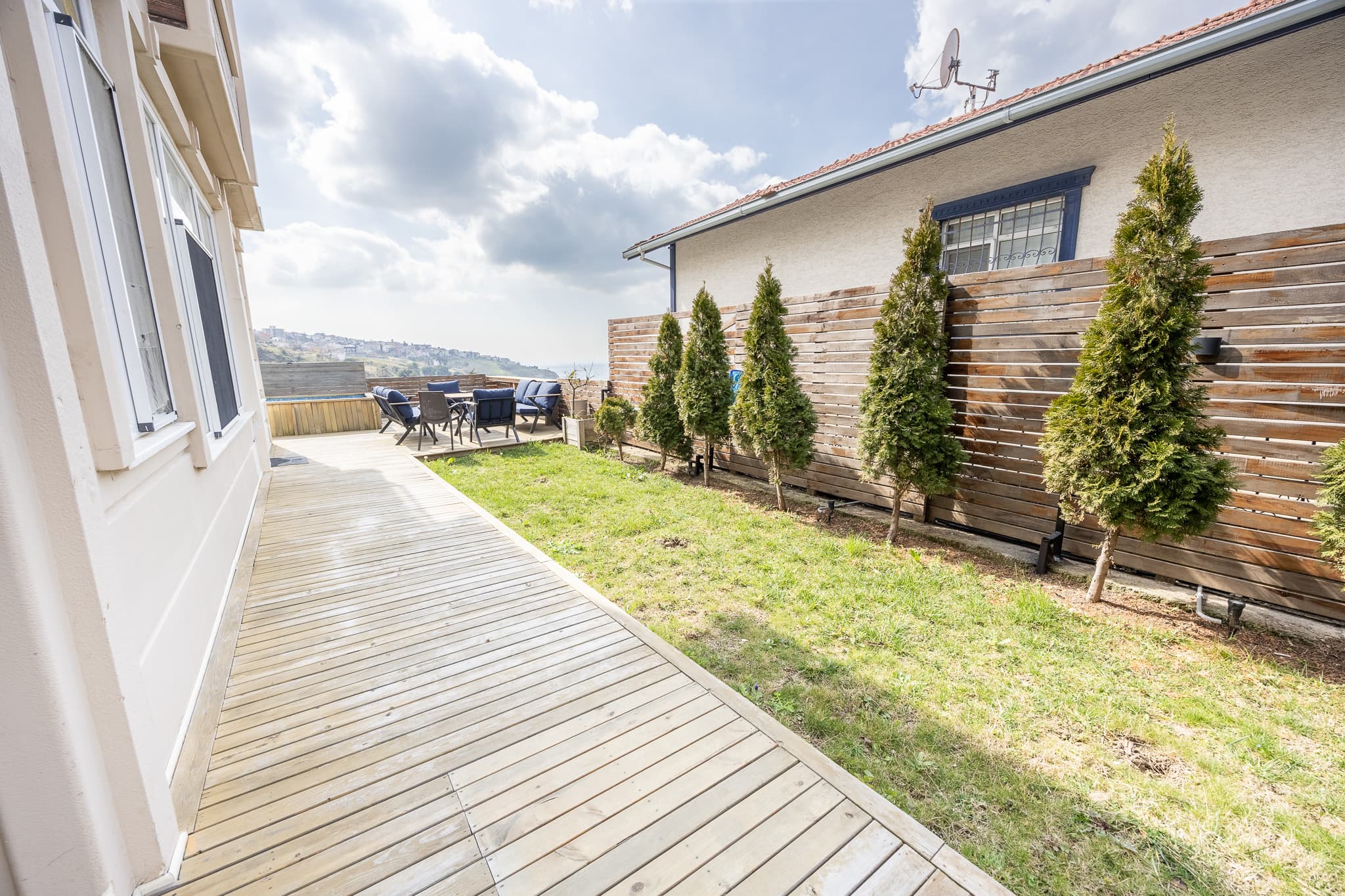 Sea View Villa with Pool, furnished apartment in Büyükçekmece, Istanbul — image 38