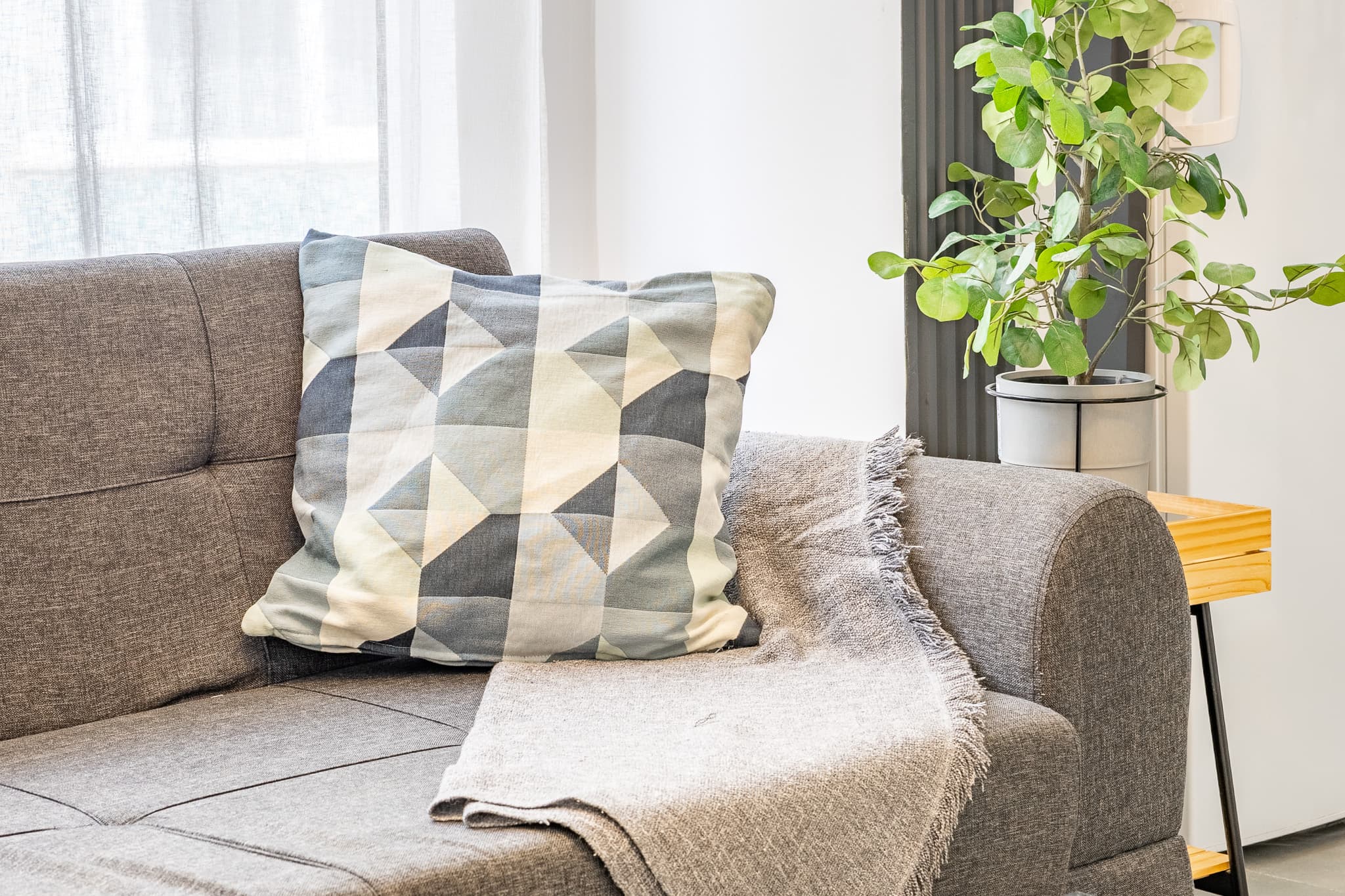 Modern Apartment In Fatih | Stay Near Old City, furnished apartment in Fatih, Istanbul — image 4