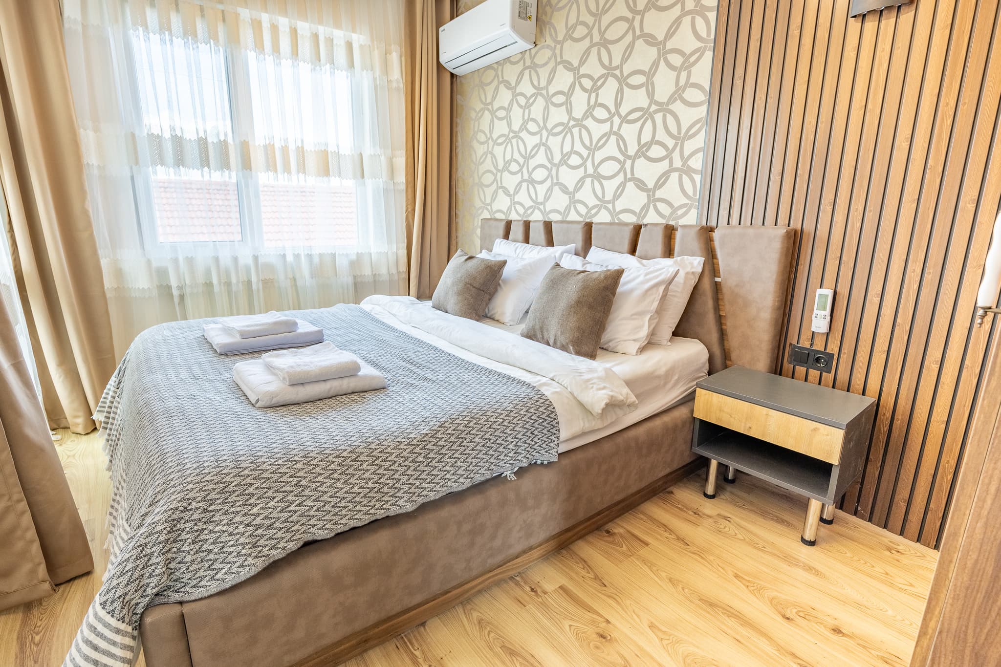 Sea View Villa with Pool, furnished apartment in Büyükçekmece, Istanbul — image 16