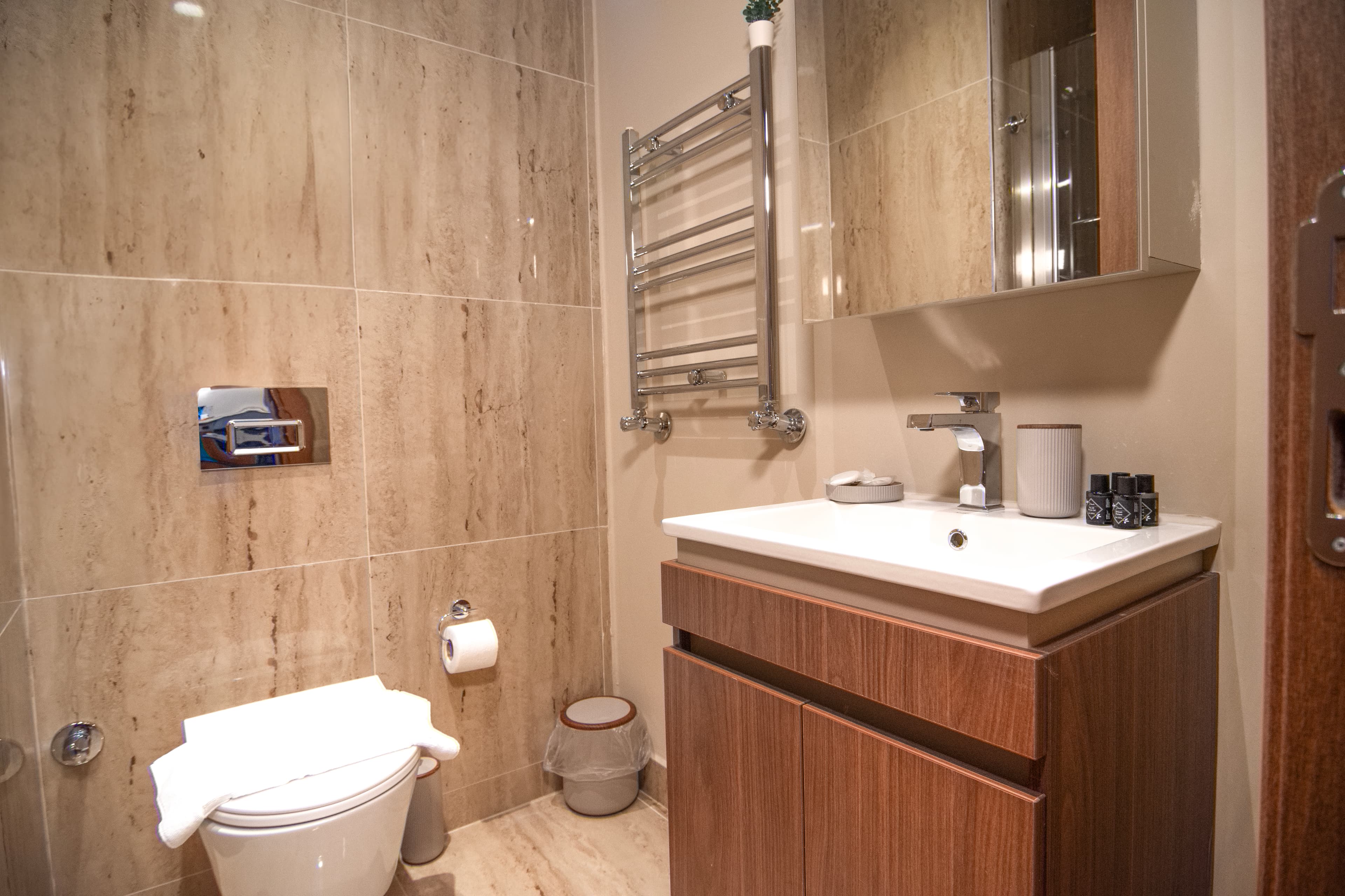 Modern 1 bedr apartment newly furnished , furnished apartment in Bağcılar, Istanbul — image 11