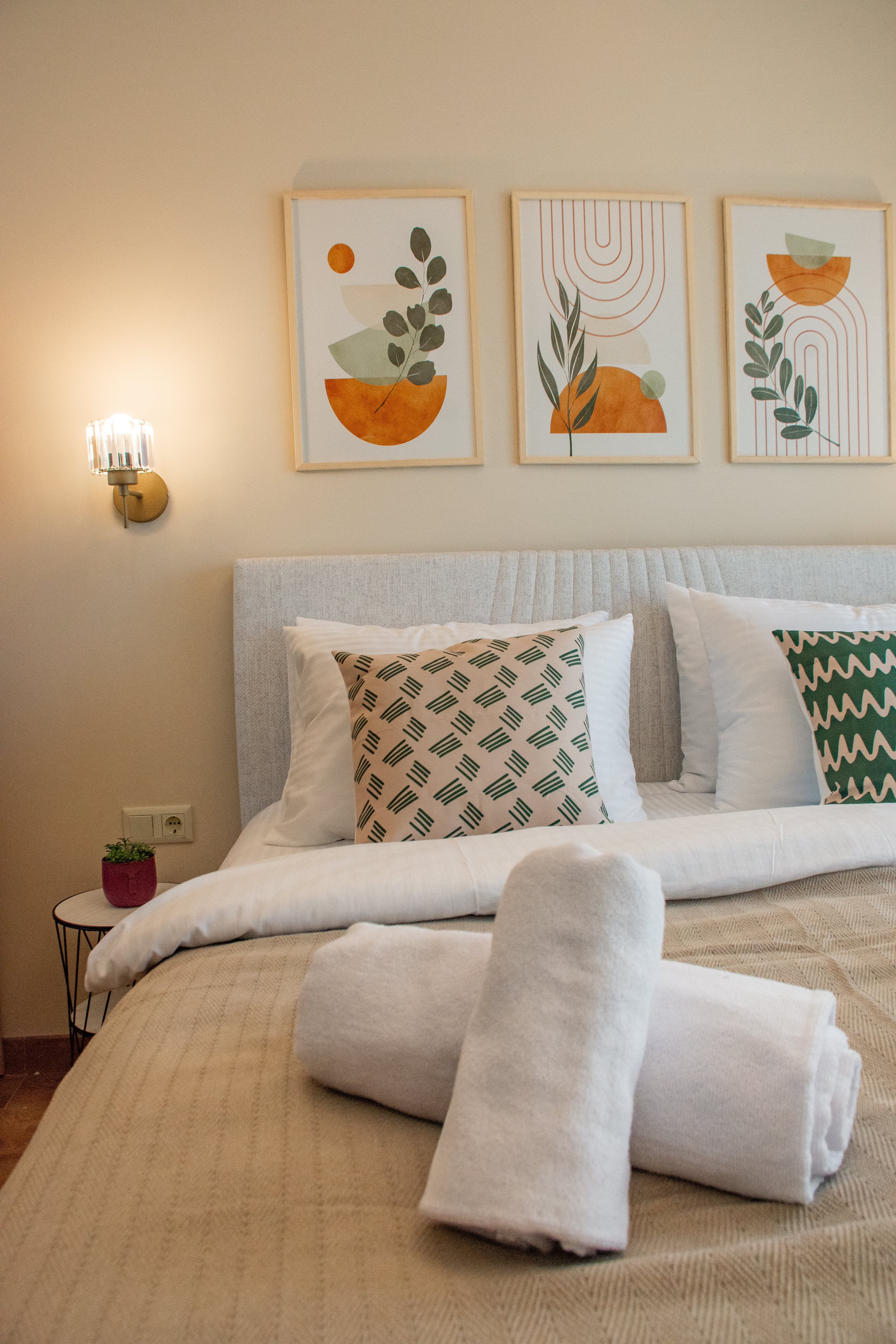 Cozy Modern & Stylish 1BR apartment, furnished apartment in Bağcılar, Istanbul — image 13