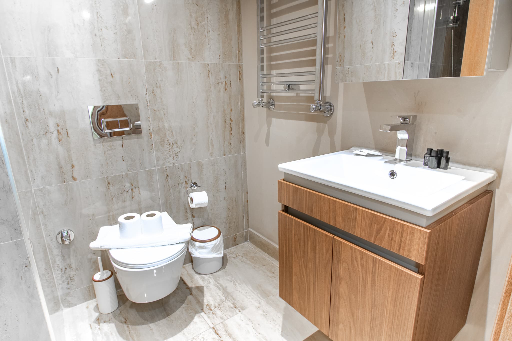 Spacious 1BR with City View, furnished apartment in Bağcılar, Istanbul — image 10