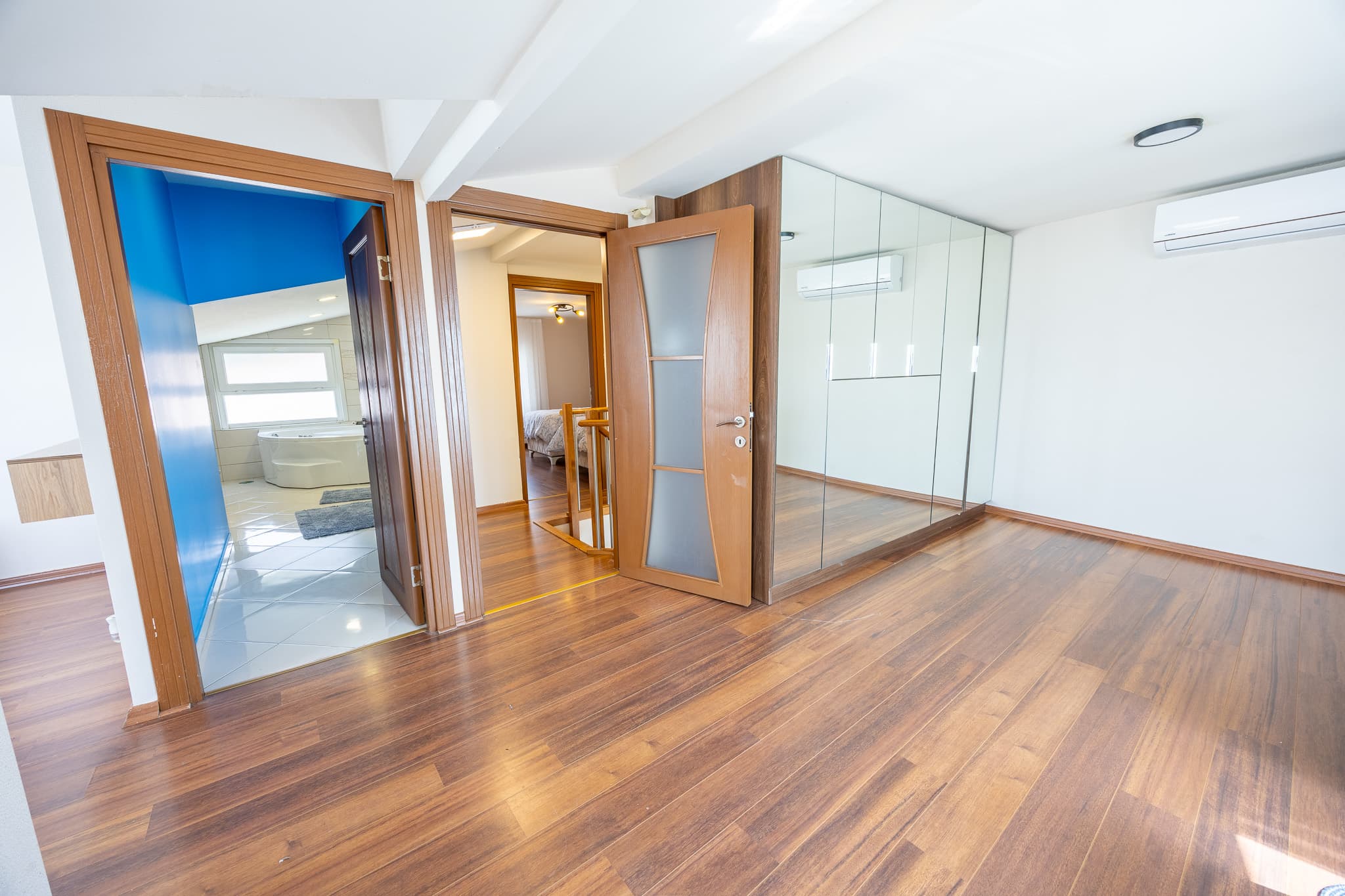 Seaside 3-Bedroom Duplex with Jacuzzi, furnished apartment in Büyükçekmece, Istanbul — image 26