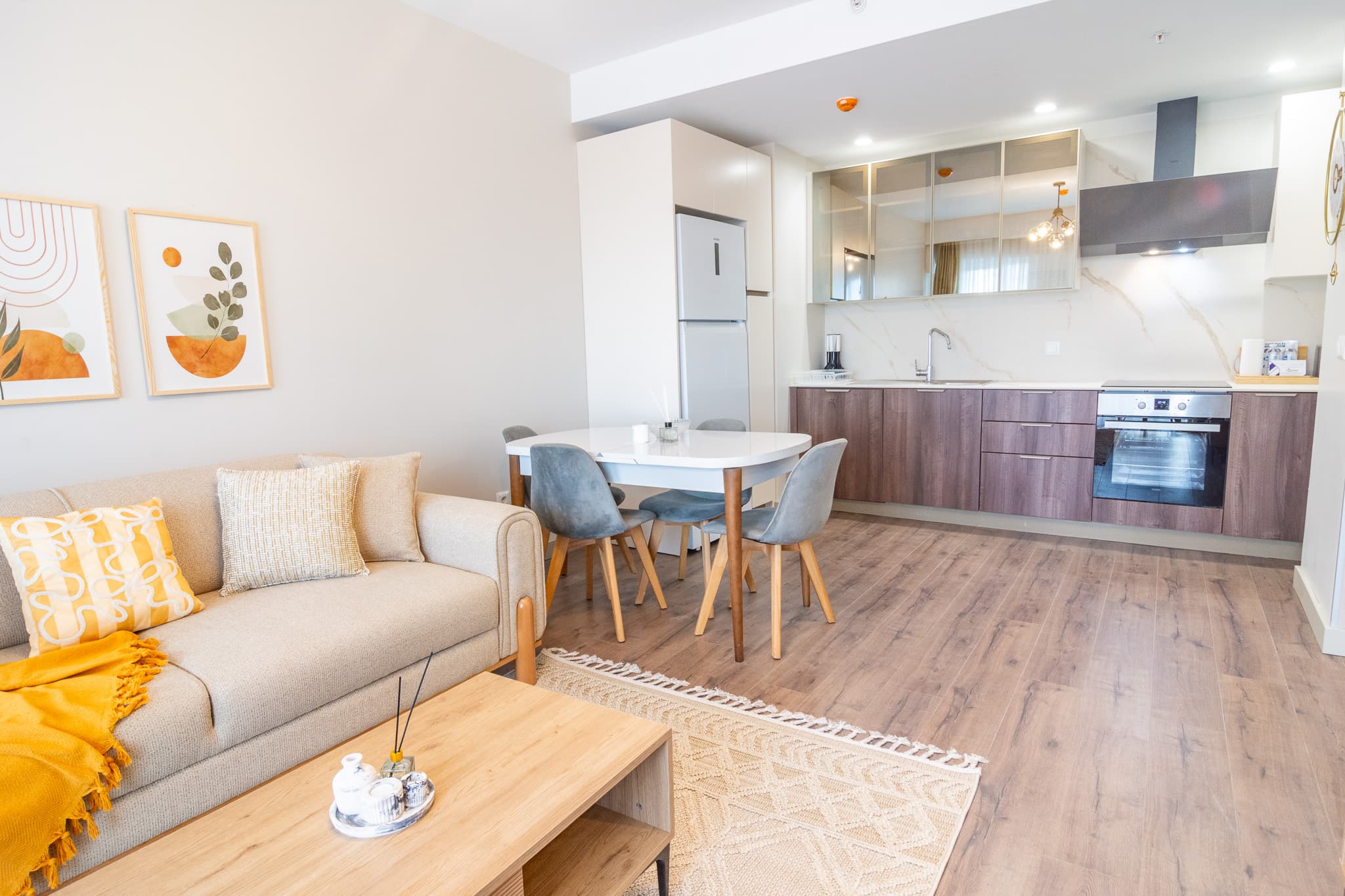Family Home 2bedr with balcony and Panoramic View, furnished apartment in Başakşehir, Istanbul — image 21
