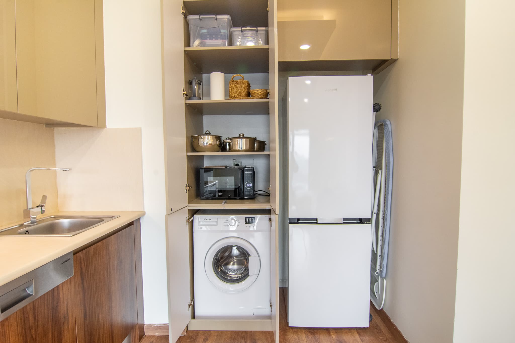 Spacious 1BR with City View, furnished apartment in Bağcılar, Istanbul — image 16