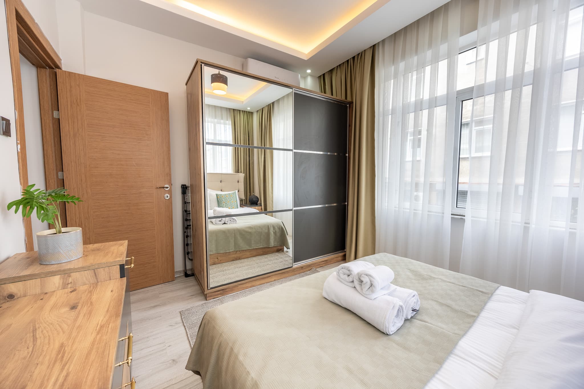 Modern Apartment In Fatih | Stay Near Old City, furnished apartment in Fatih, Istanbul — image 9