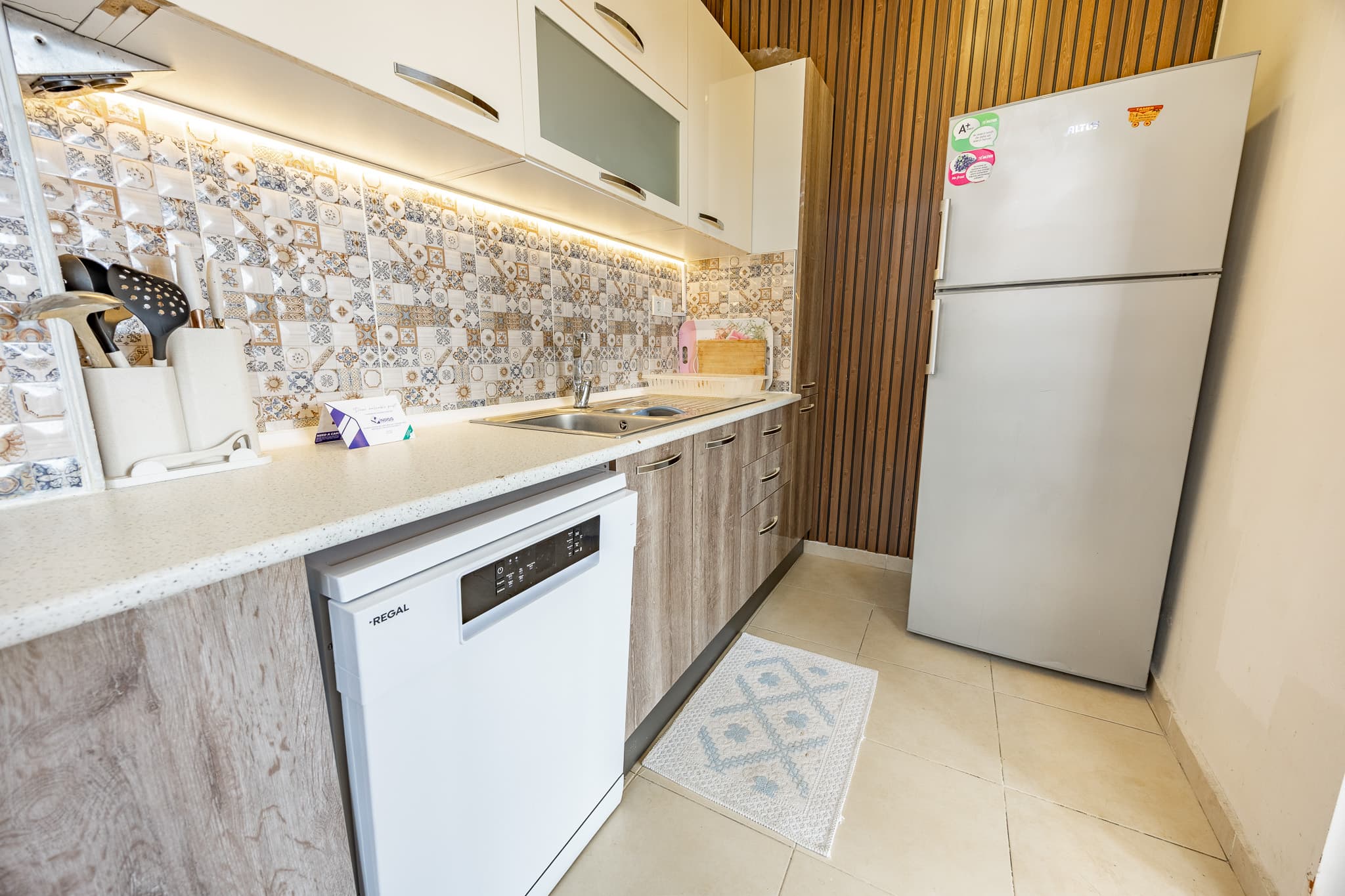Sea View Villa with Pool, furnished apartment in Büyükçekmece, Istanbul — image 34