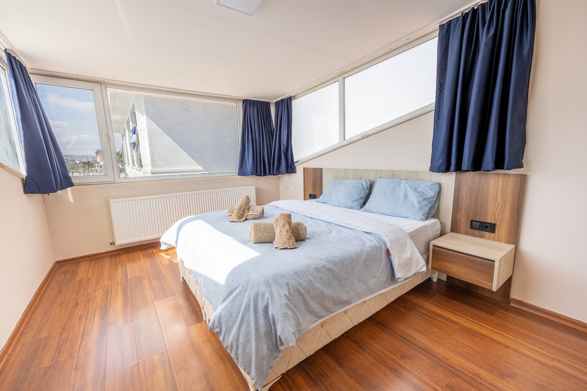 Seaside 3-Bedroom Duplex with Jacuzzi, furnished apartment in Büyükçekmece, Istanbul — image 15