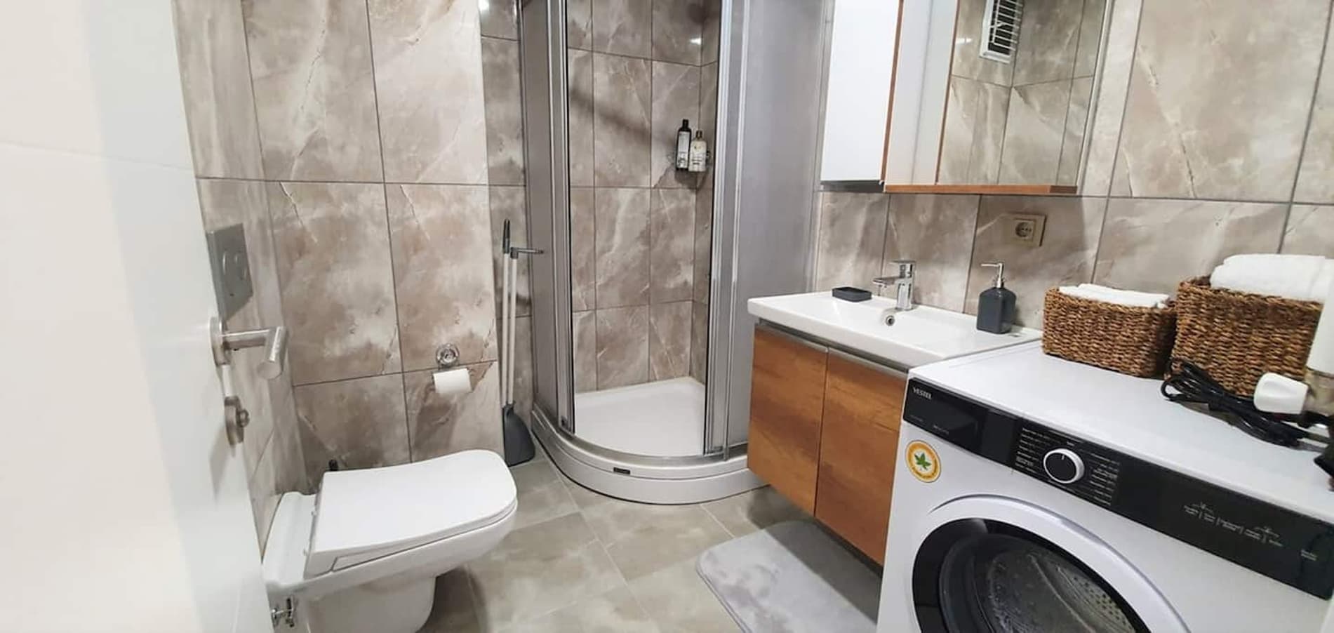 At the heart of istanbul 1bdr fully furnished, furnished apartment in Kağıthane, Istanbul — image 12