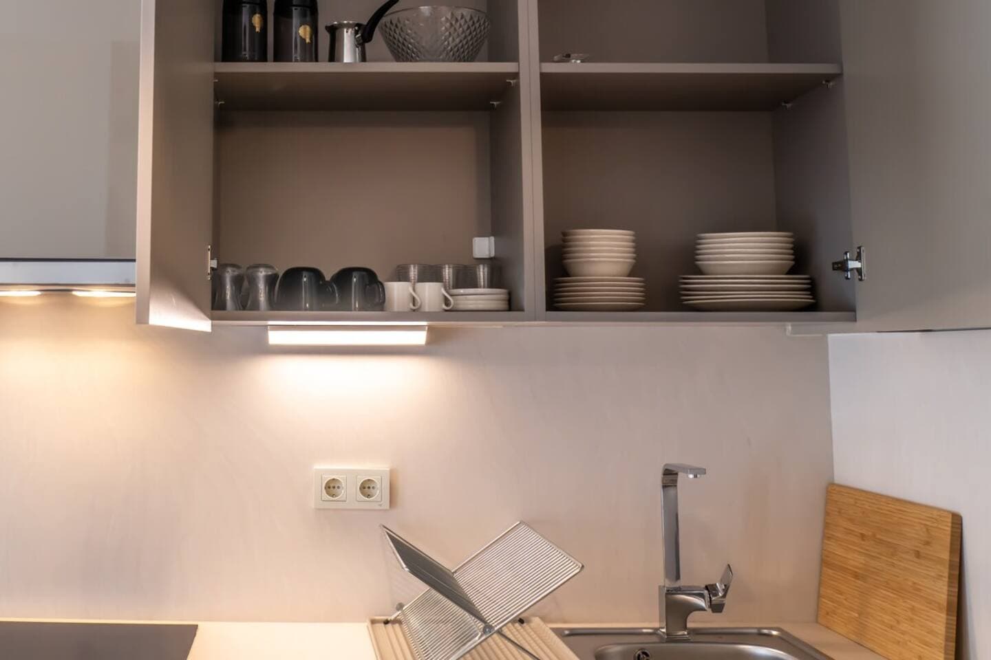 Charming and Cozy 1-Bedroom: Explore the City, furnished apartment in Bağcılar, Istanbul — image 13