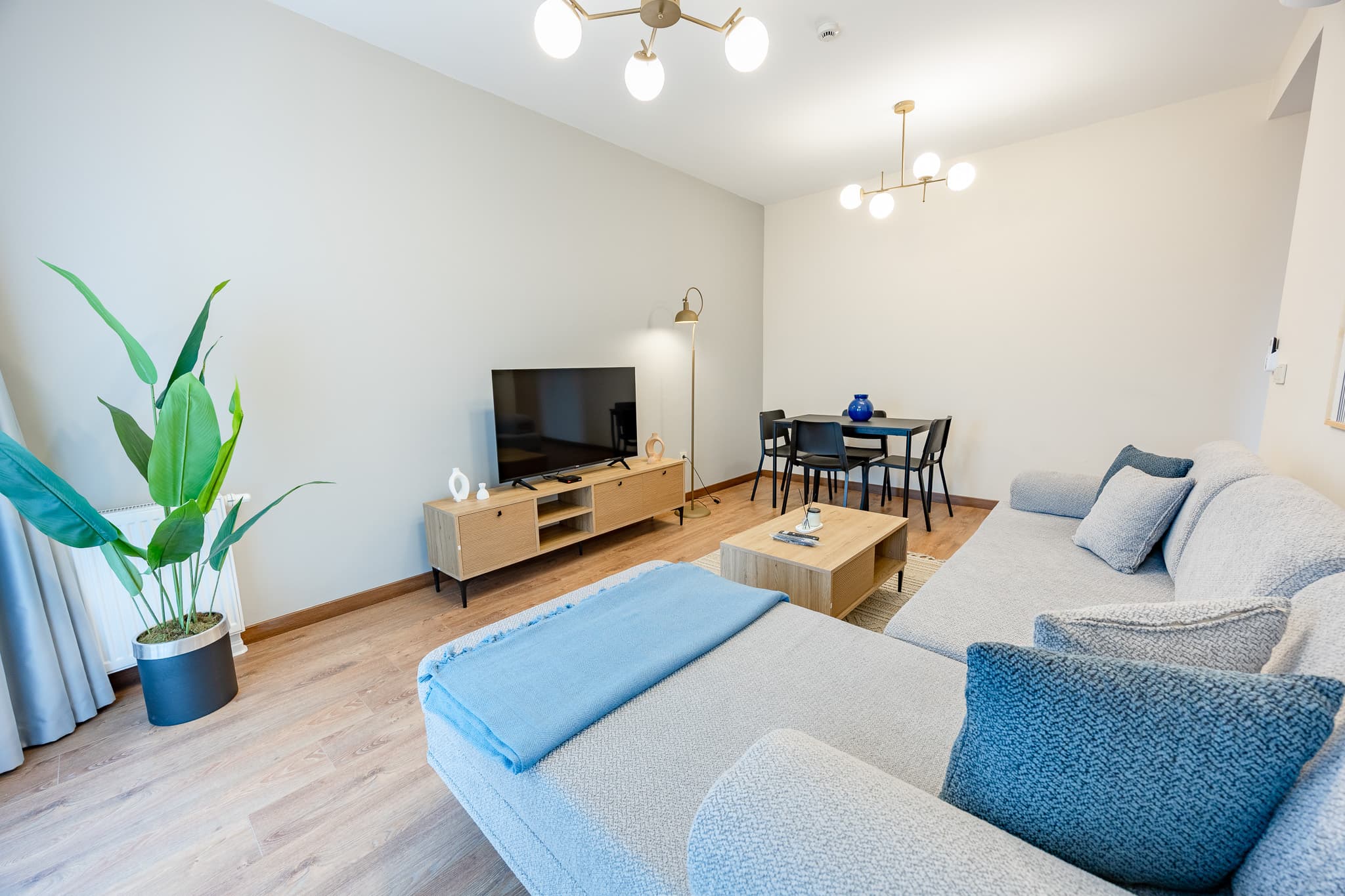 Modern 2BR  | City View, furnished apartment in Bağcılar, Istanbul — image 9