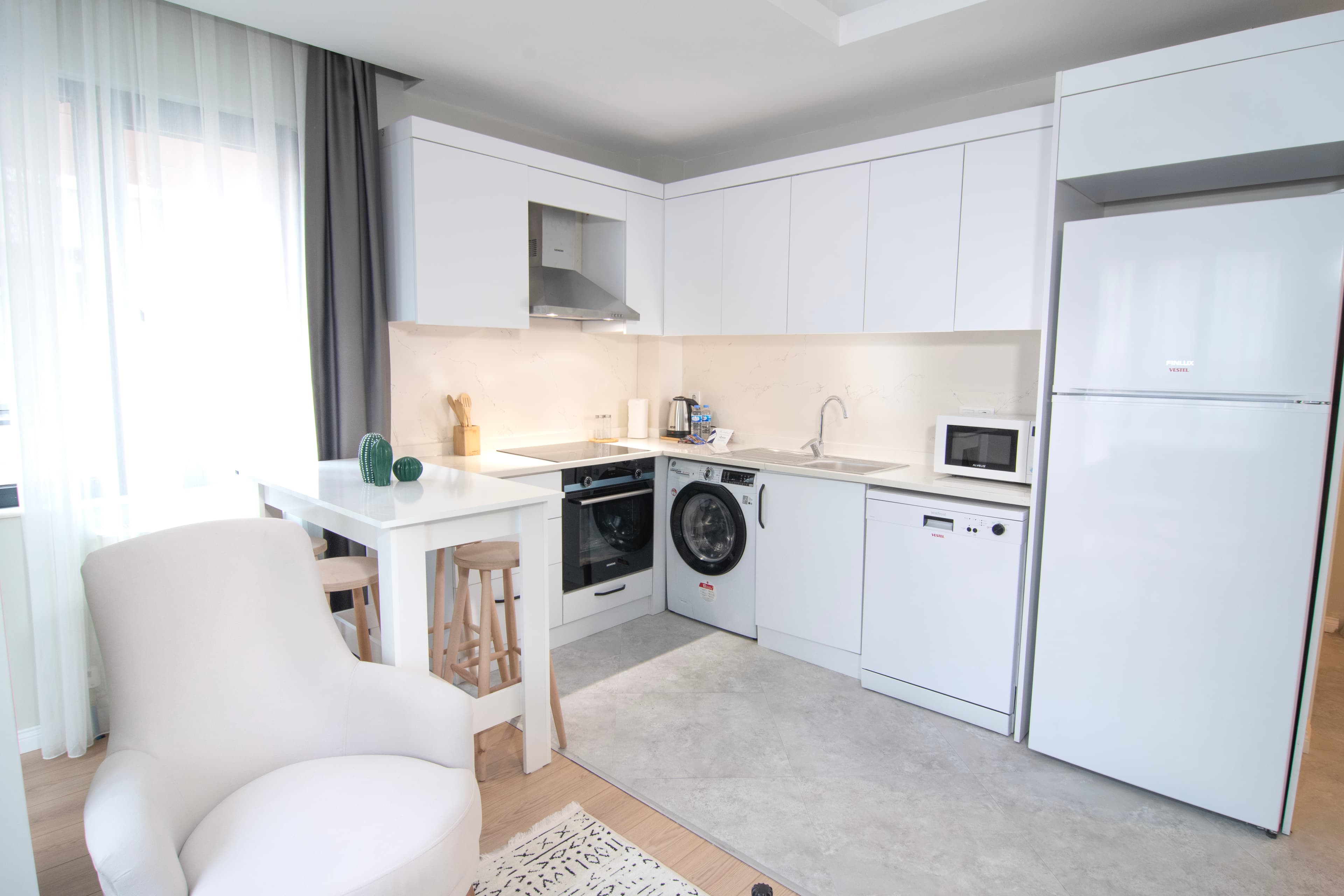 Cozy apt with bedroom & office, furnished apartment in Kağıthane, Istanbul — image 5