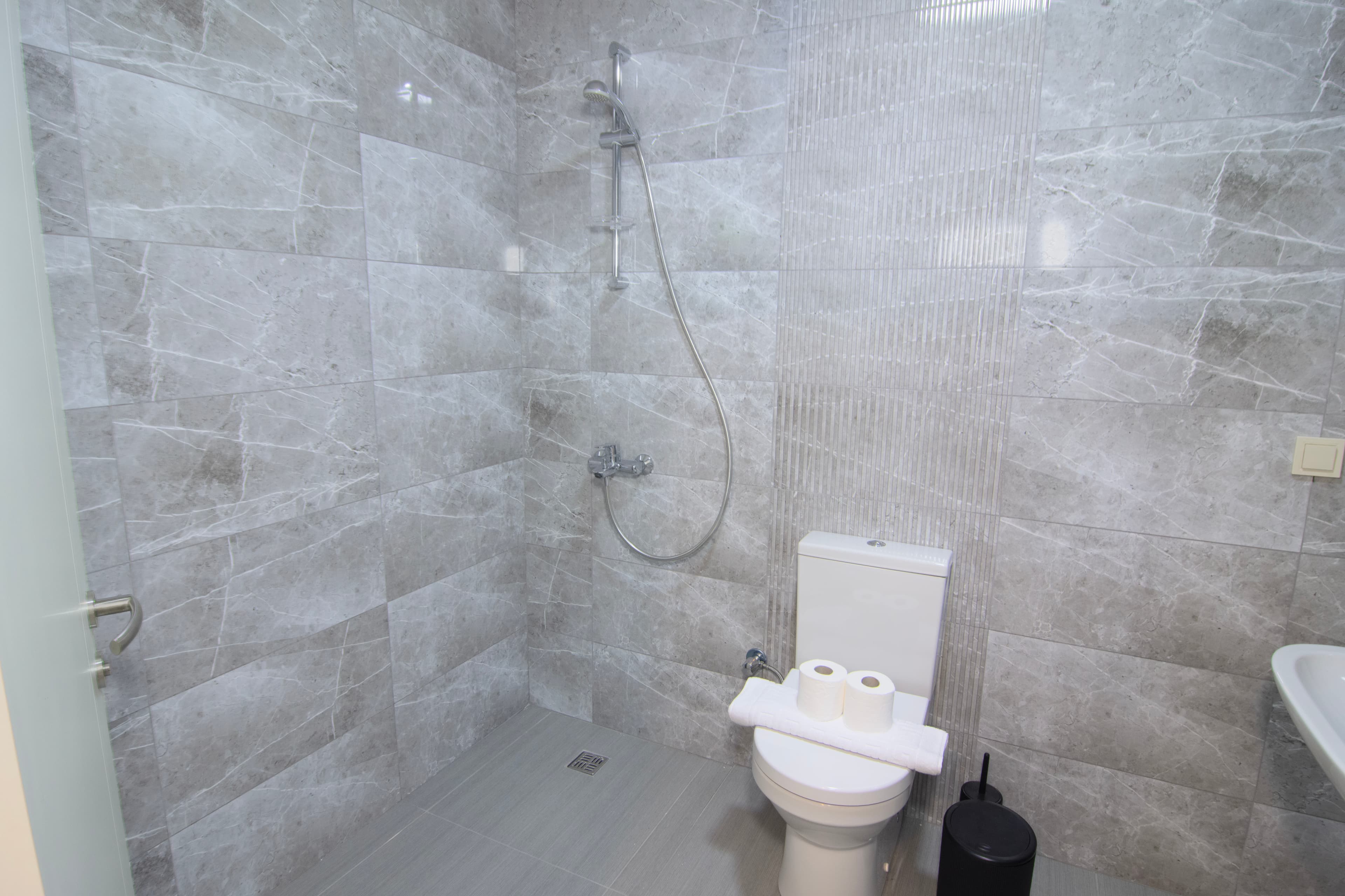 Seaview cozy apartment at the 22nd floor, furnished apartment in Kartal, Istanbul — image 14