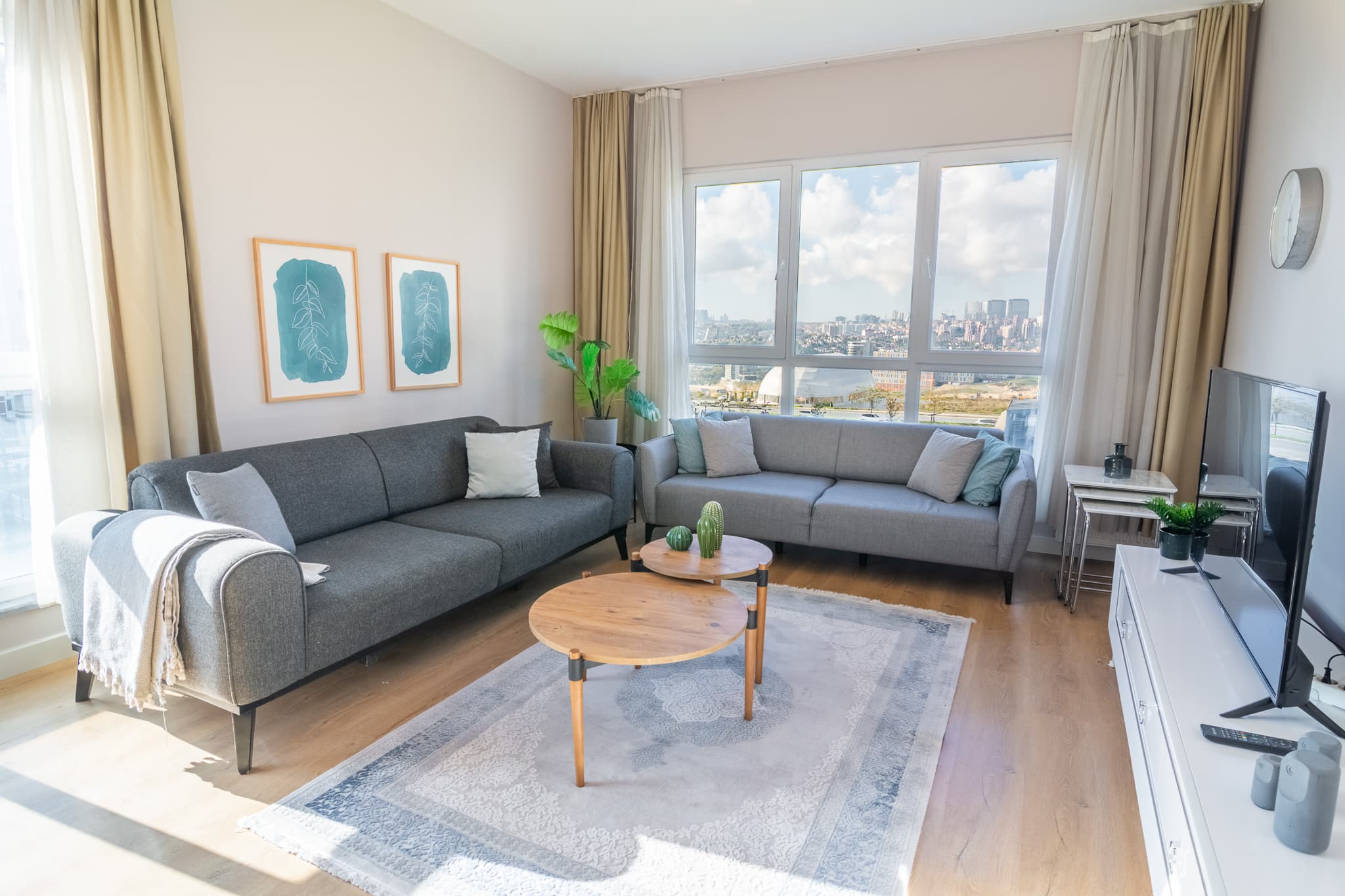 2-Bedroom Escape: Perfect for Families, furnished apartment in Avcılar, Istanbul