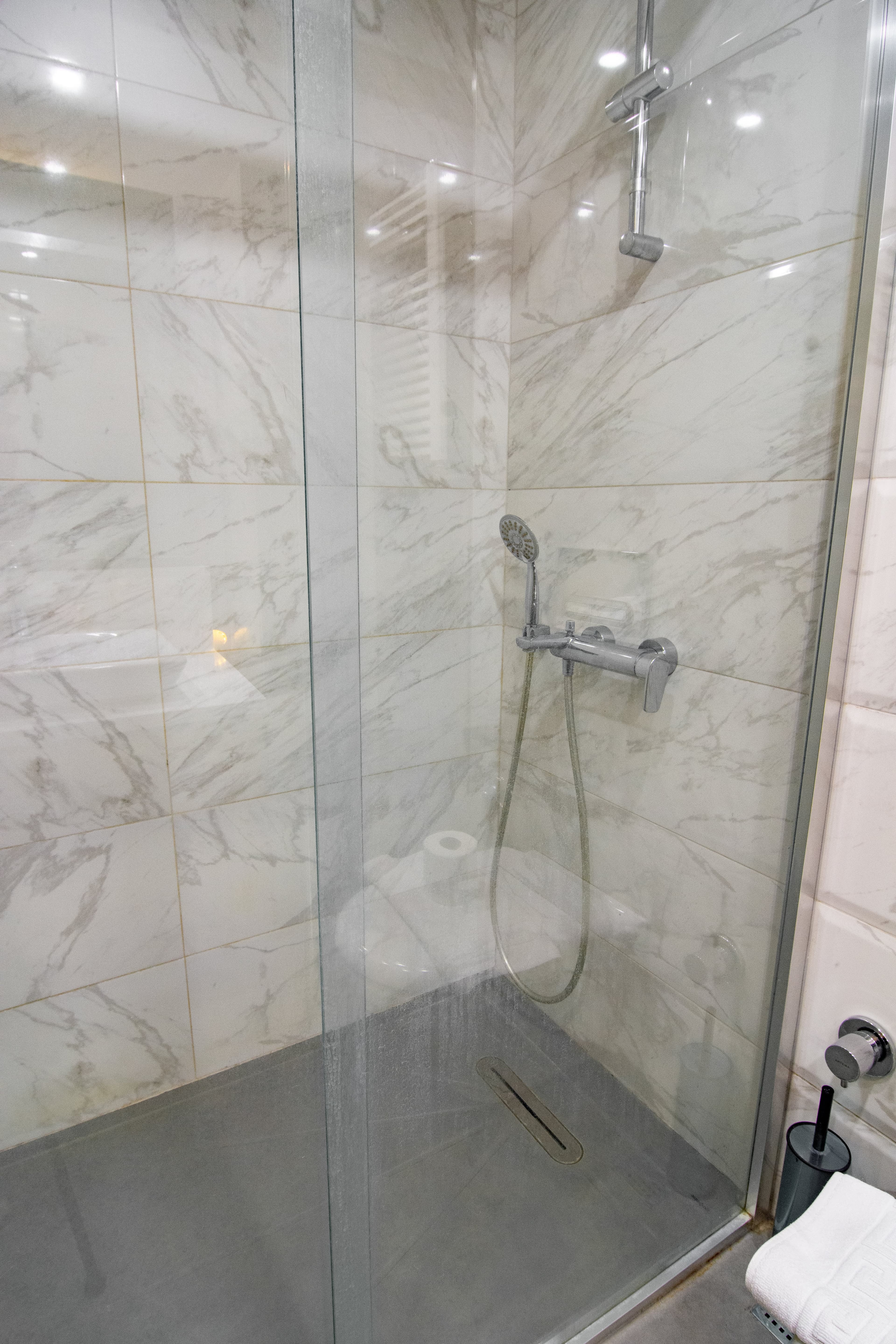 5. Levent 2BR Apt floor 22 Amazing view! — image 16