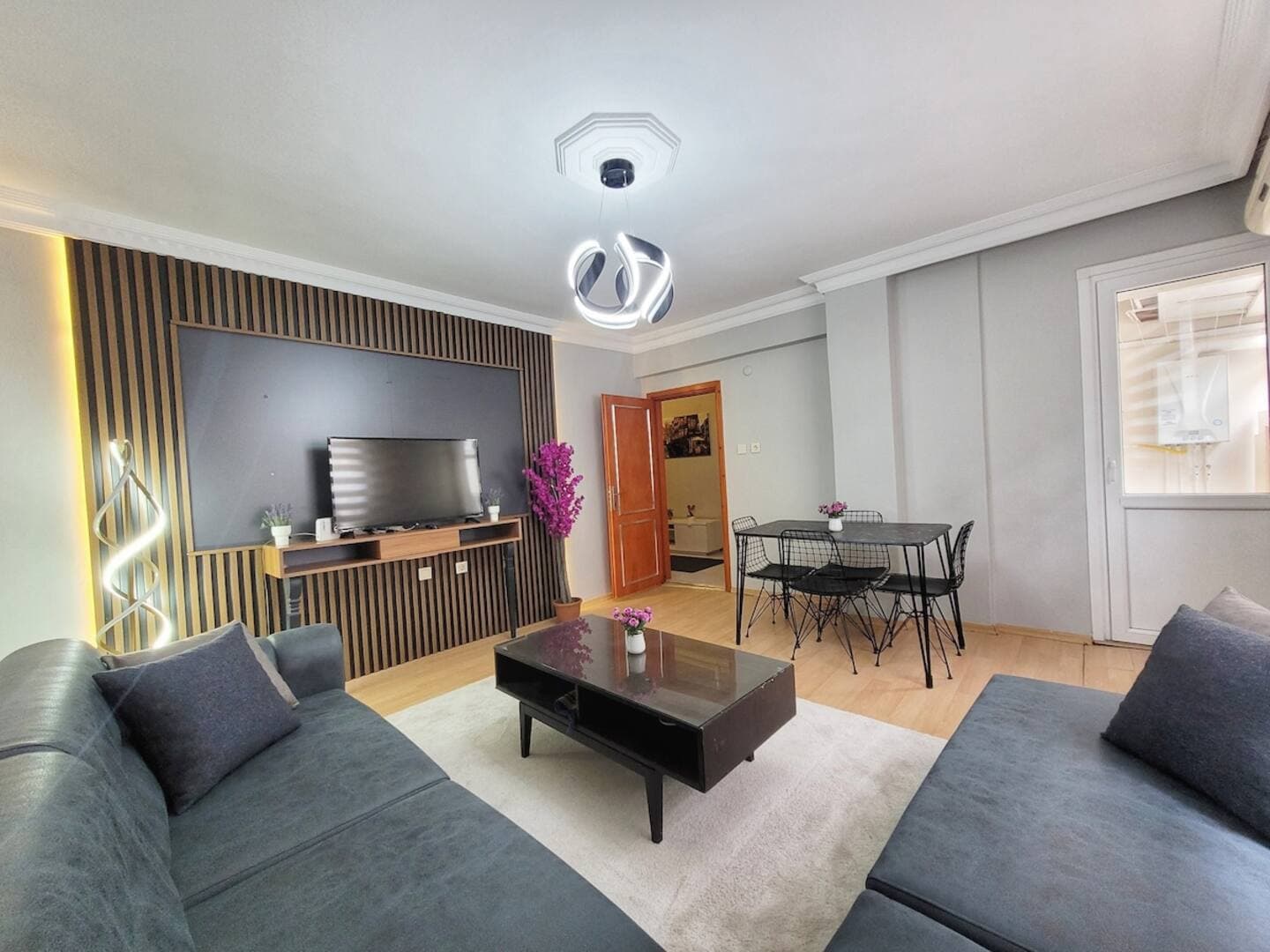 Spacious 3BR Retreat: Modern Comfort, furnished apartment in Avcılar, Istanbul