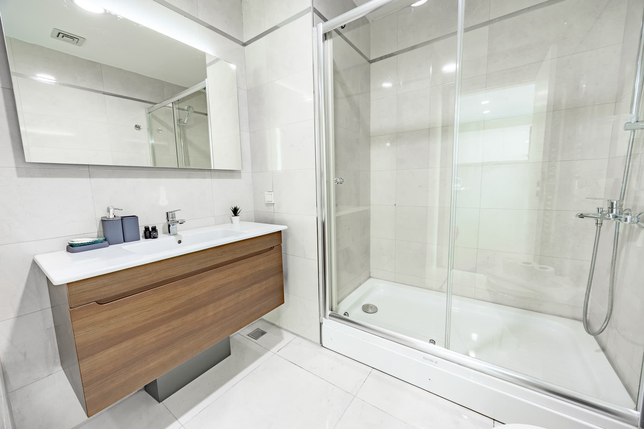 1-Bedroom Escape: Perfect for Families, furnished apartment in Avcılar, Istanbul — image 24