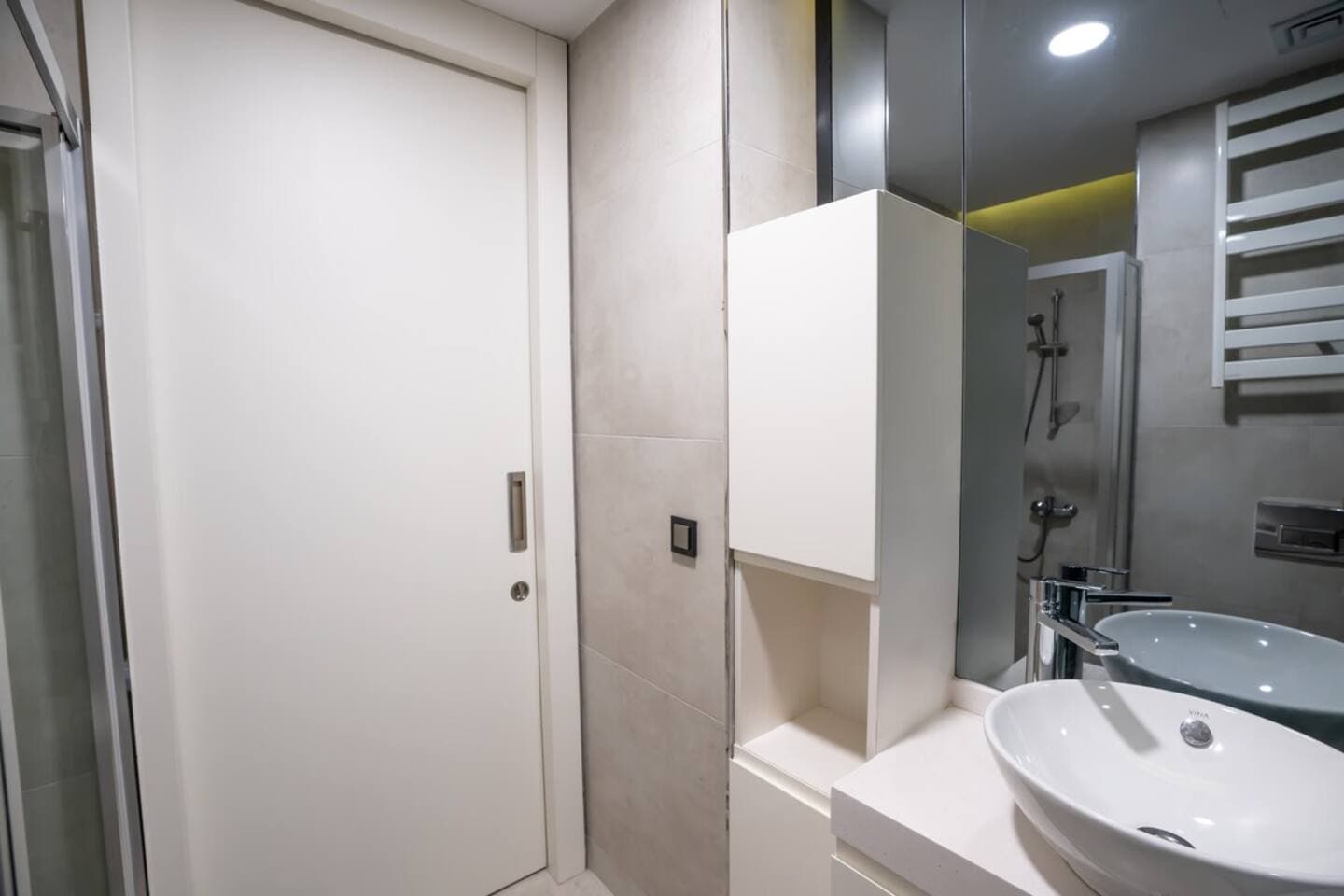Stylish 1-Bdr Apt  - Your Home Away from Home, furnished apartment in Bağcılar, Istanbul — image 8