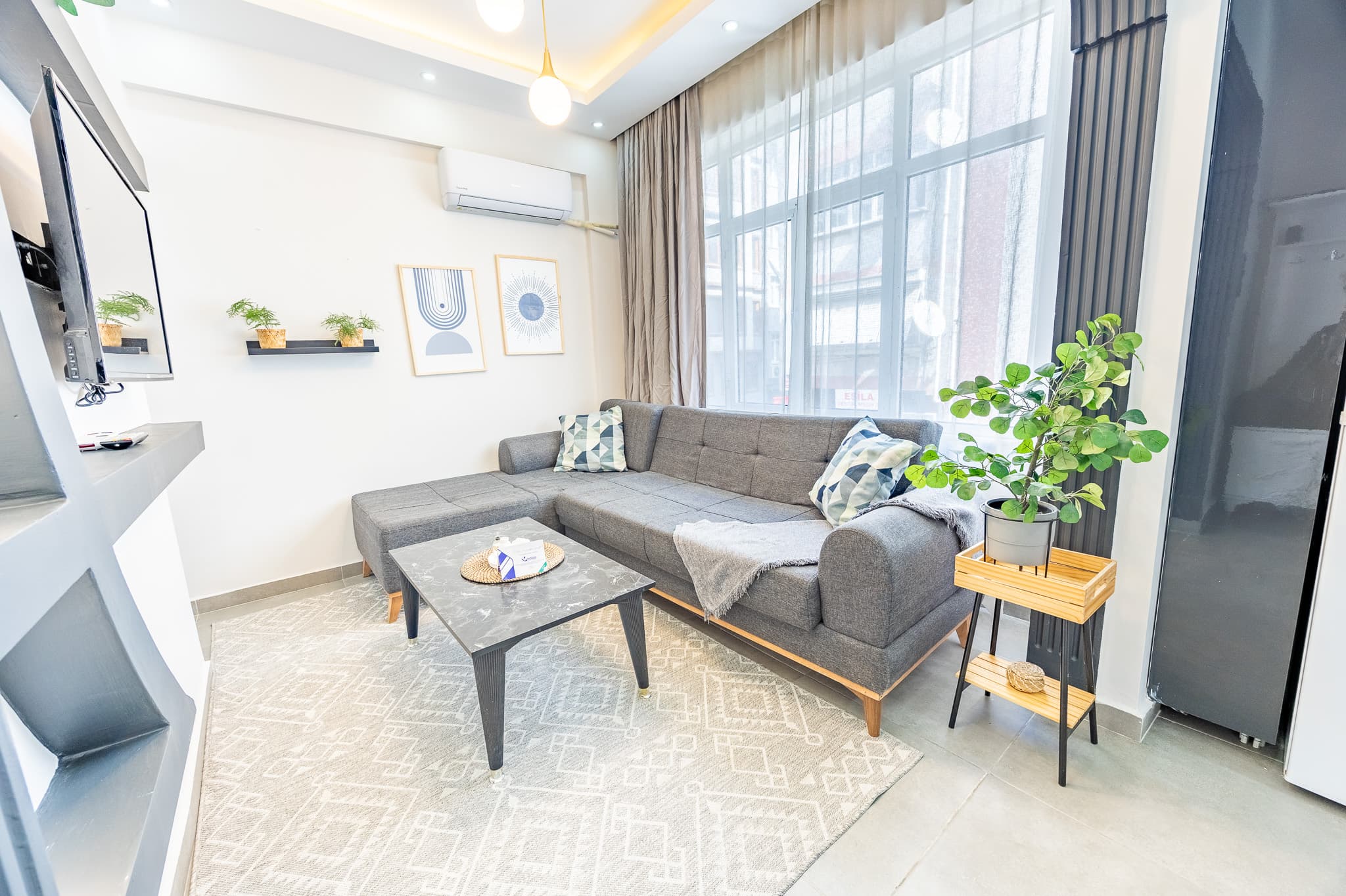 Modern Apartment In Fatih | Stay Near Old City, furnished apartment in Fatih, Istanbul