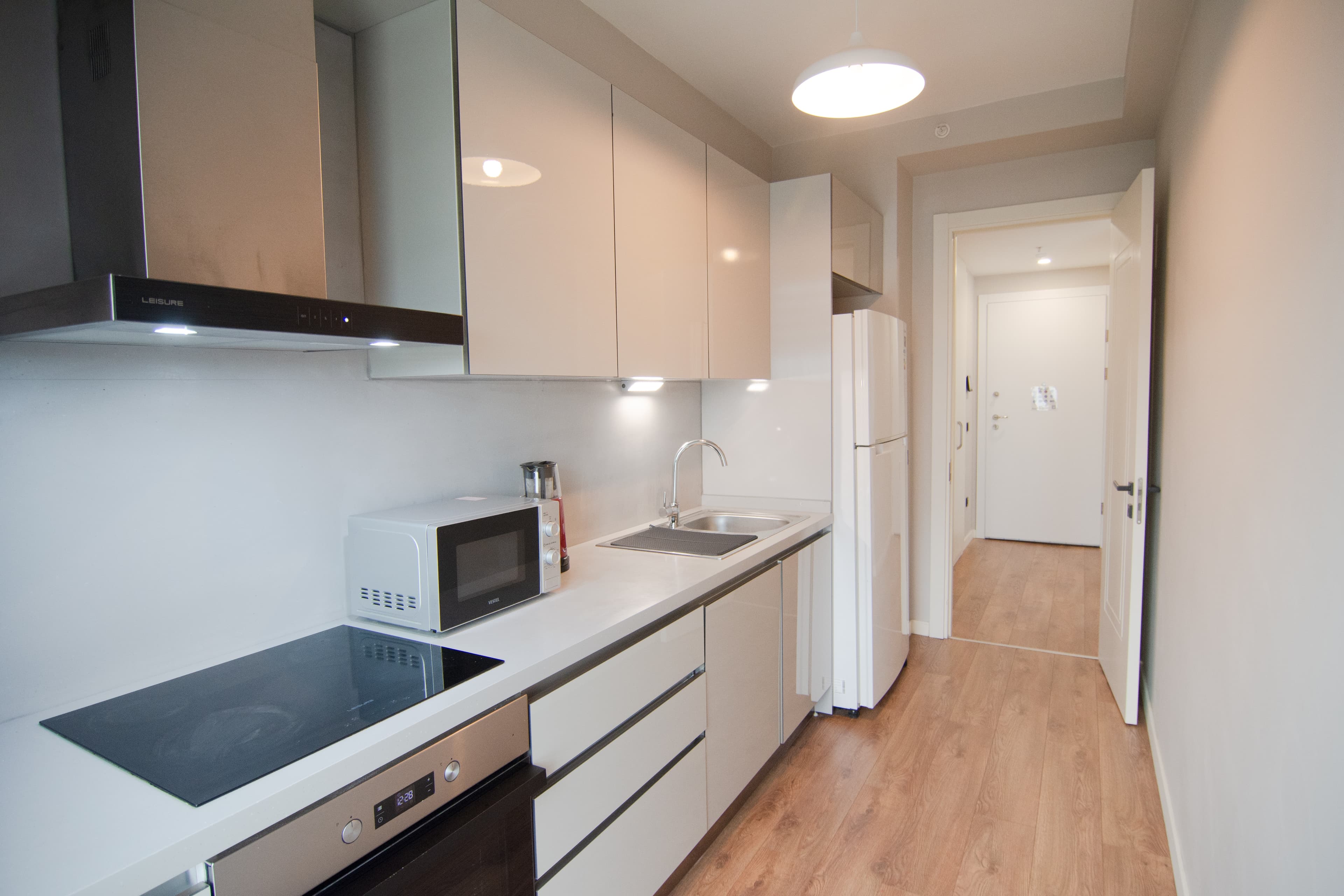 Cozy Retreat: Stylish 2BR Apt, furnished apartment in Bağcılar, Istanbul — image 19