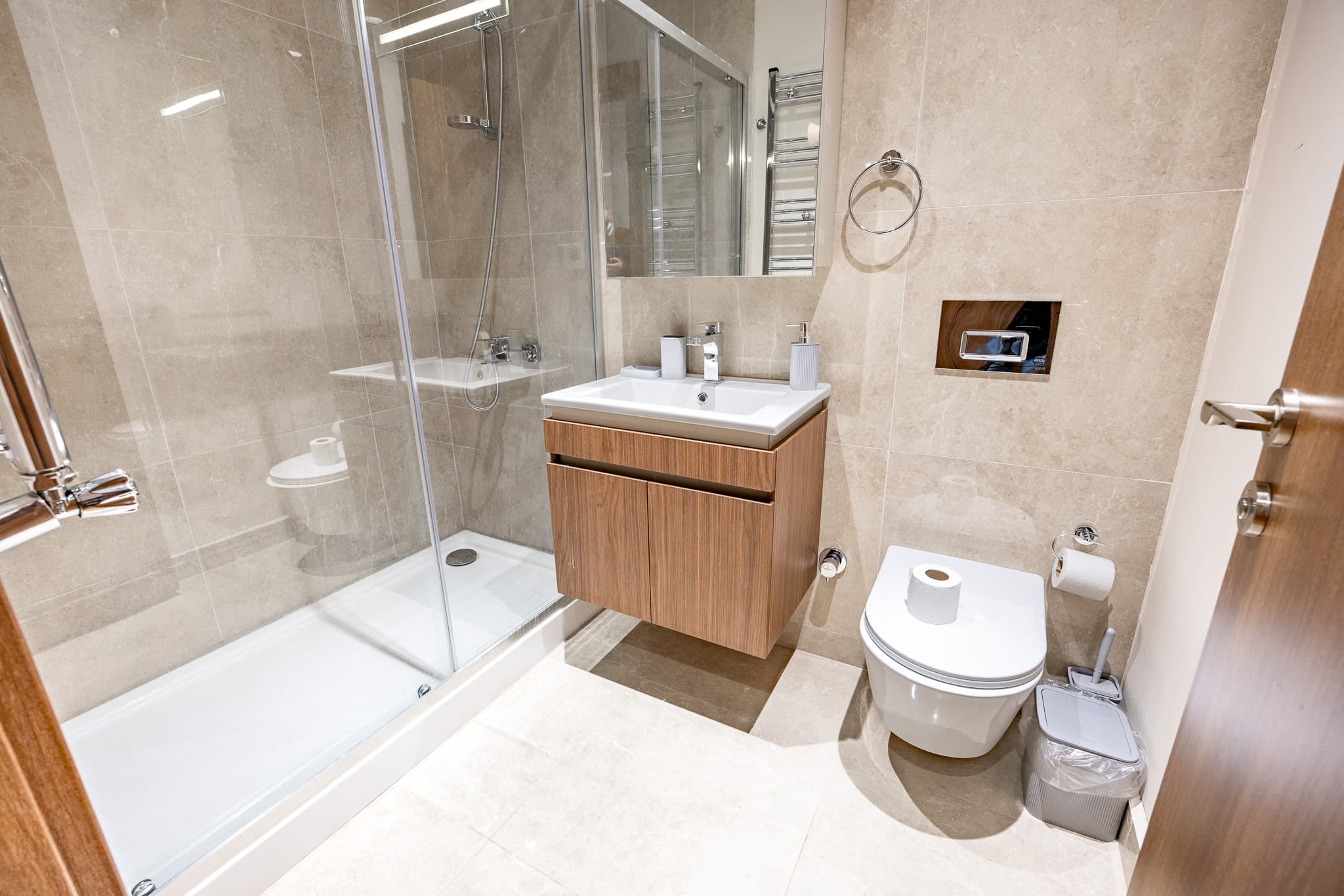 Modern 2BR  | City View, furnished apartment in Bağcılar, Istanbul — image 22