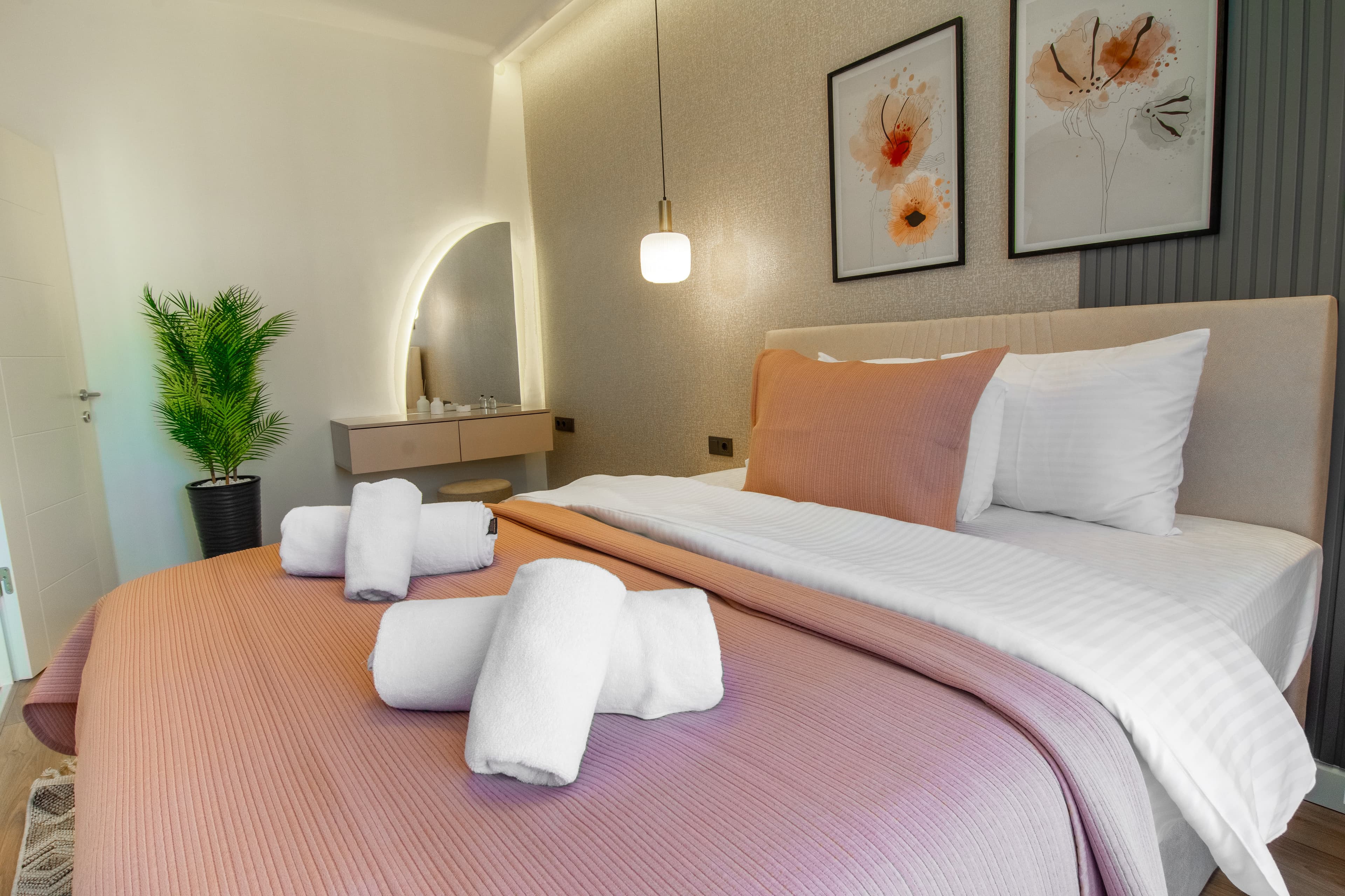Modern 1 Bdr in Taksim Palace, furnished apartment in Şişli, Istanbul — image 11