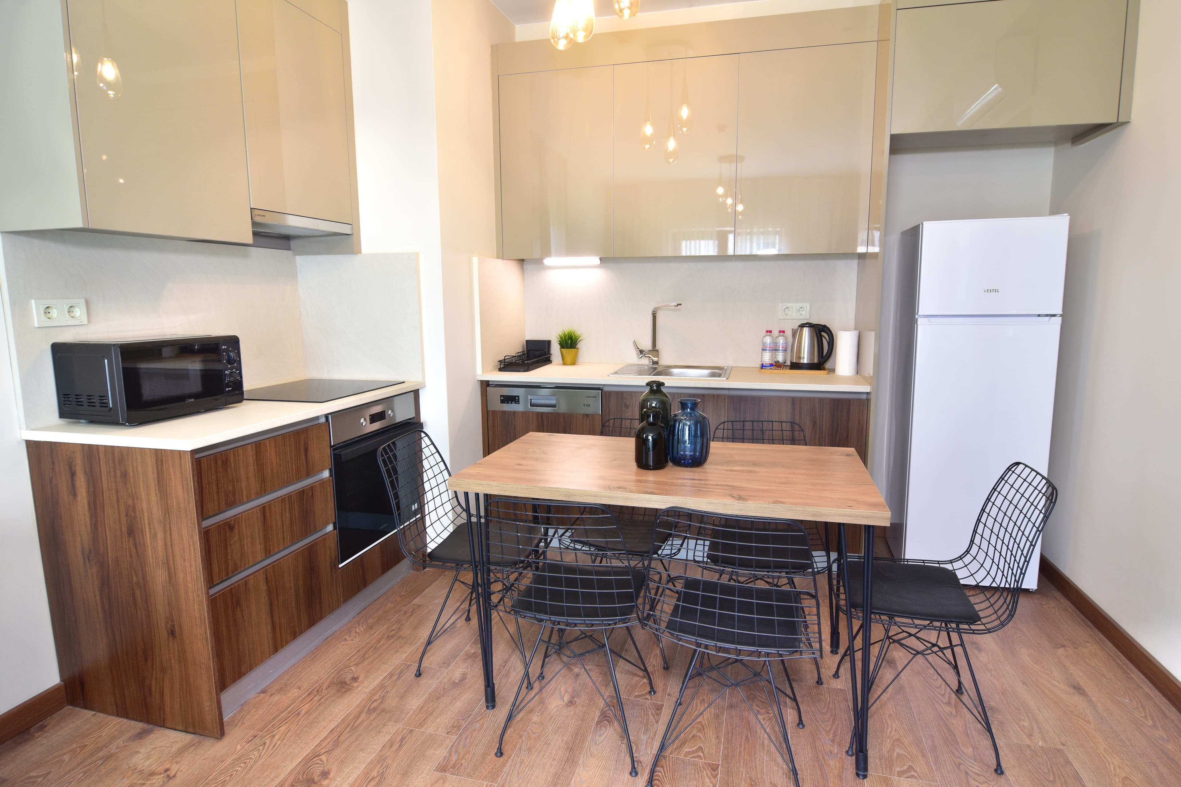 Spacious 2BR with Garden Family friendly , furnished apartment in Bağcılar, Istanbul — image 9