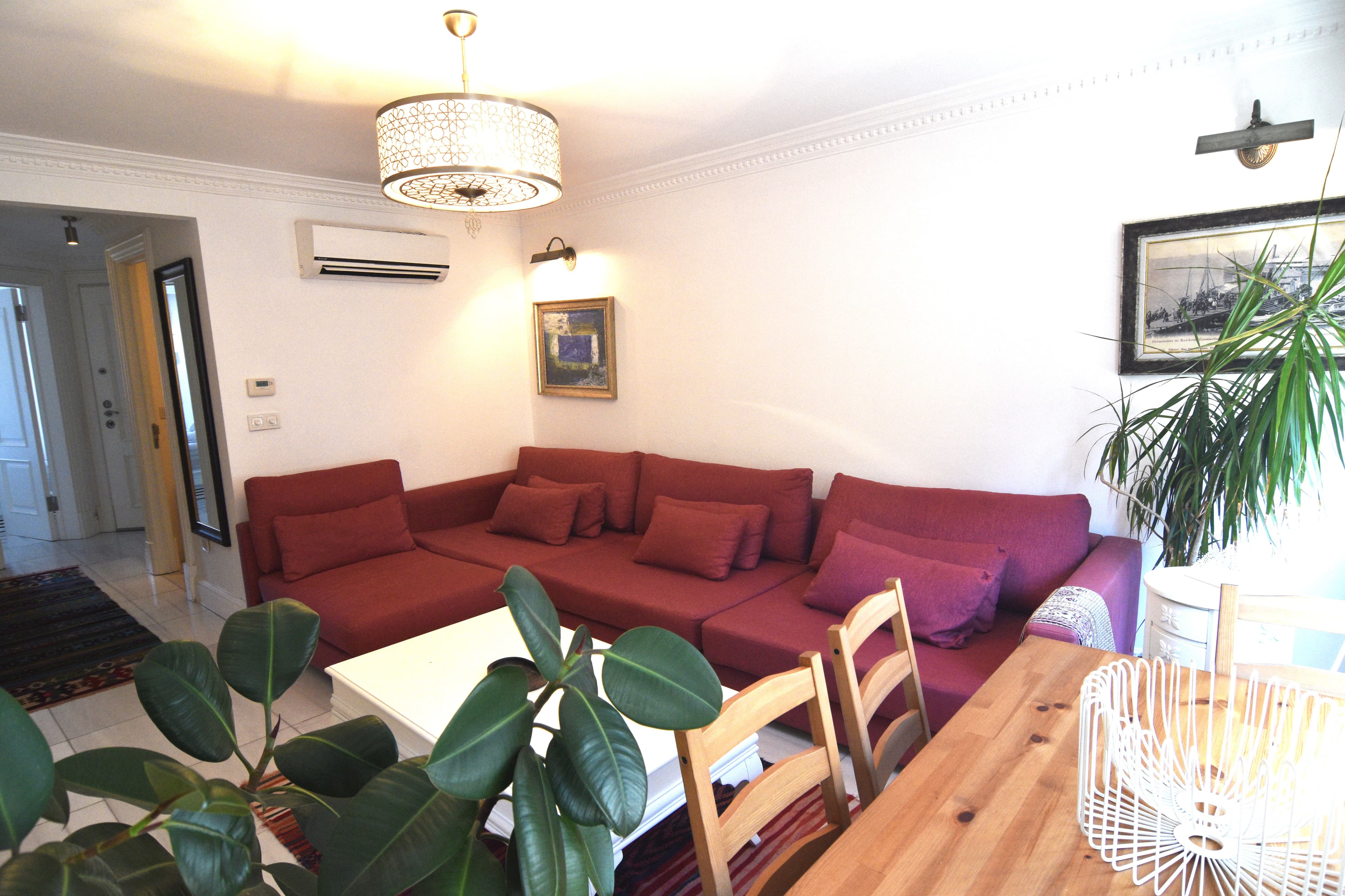 Cozy 1-Bdr Apartment in Cihangir Neighborhood, furnished apartment in Beyoğlu, Istanbul — image 4