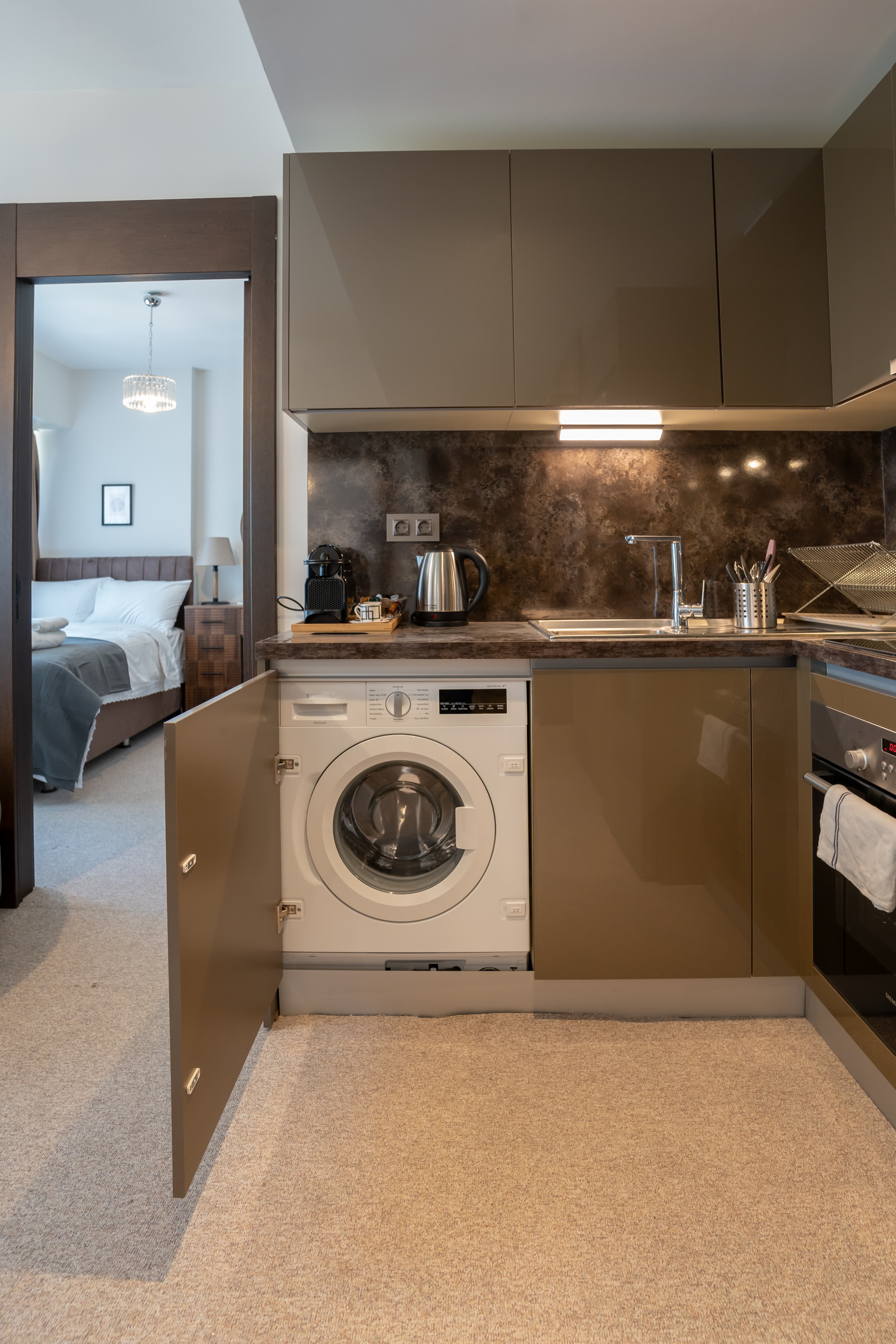 Cozy &  stylish apartment  2 bedr 2bath , furnished apartment in Bakırköy, Istanbul — image 10