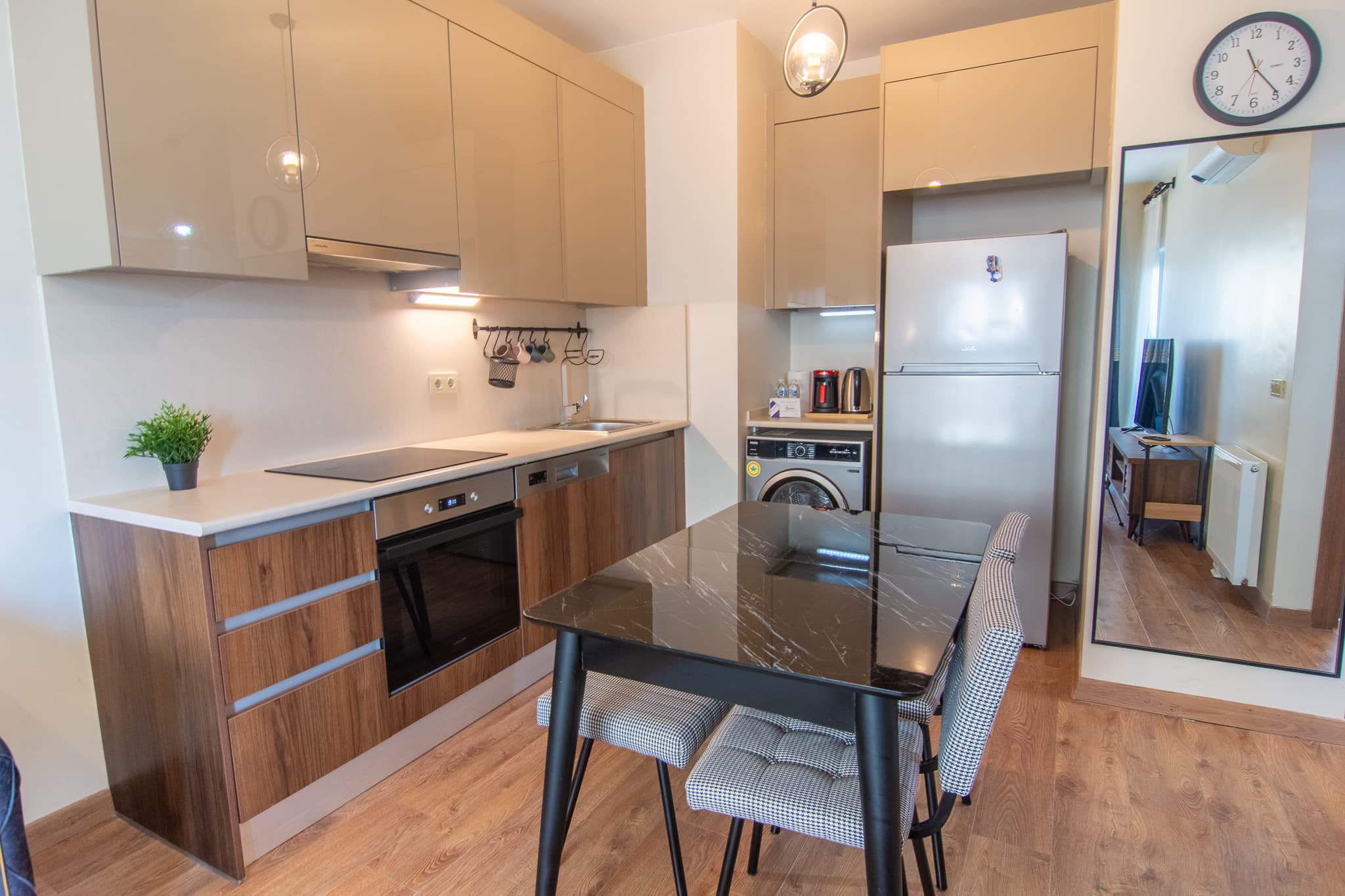 Spacious 1BR with Garden, furnished apartment in Bağcılar, Istanbul — image 11