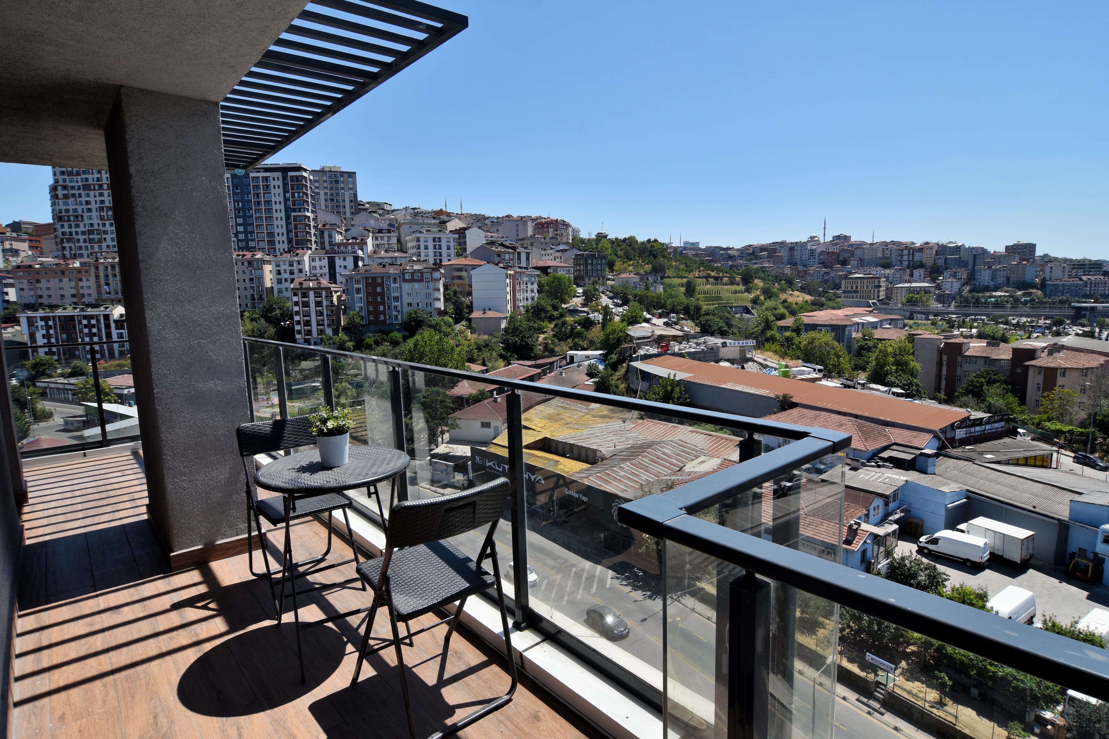 7th floor central 1-Bdr Apt  Wi-Fi/Pool/Gym, furnished apartment in Kağıthane, Istanbul — image 22