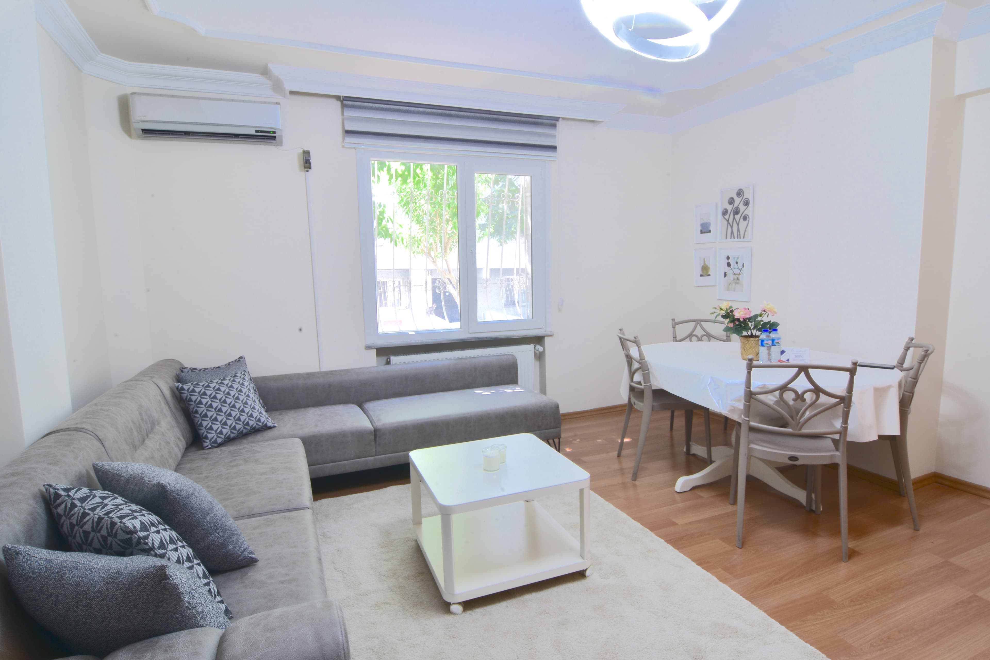 Cozy 3BR Retreat: Modern Comfort, furnished apartment in Avcılar, Istanbul — image 2