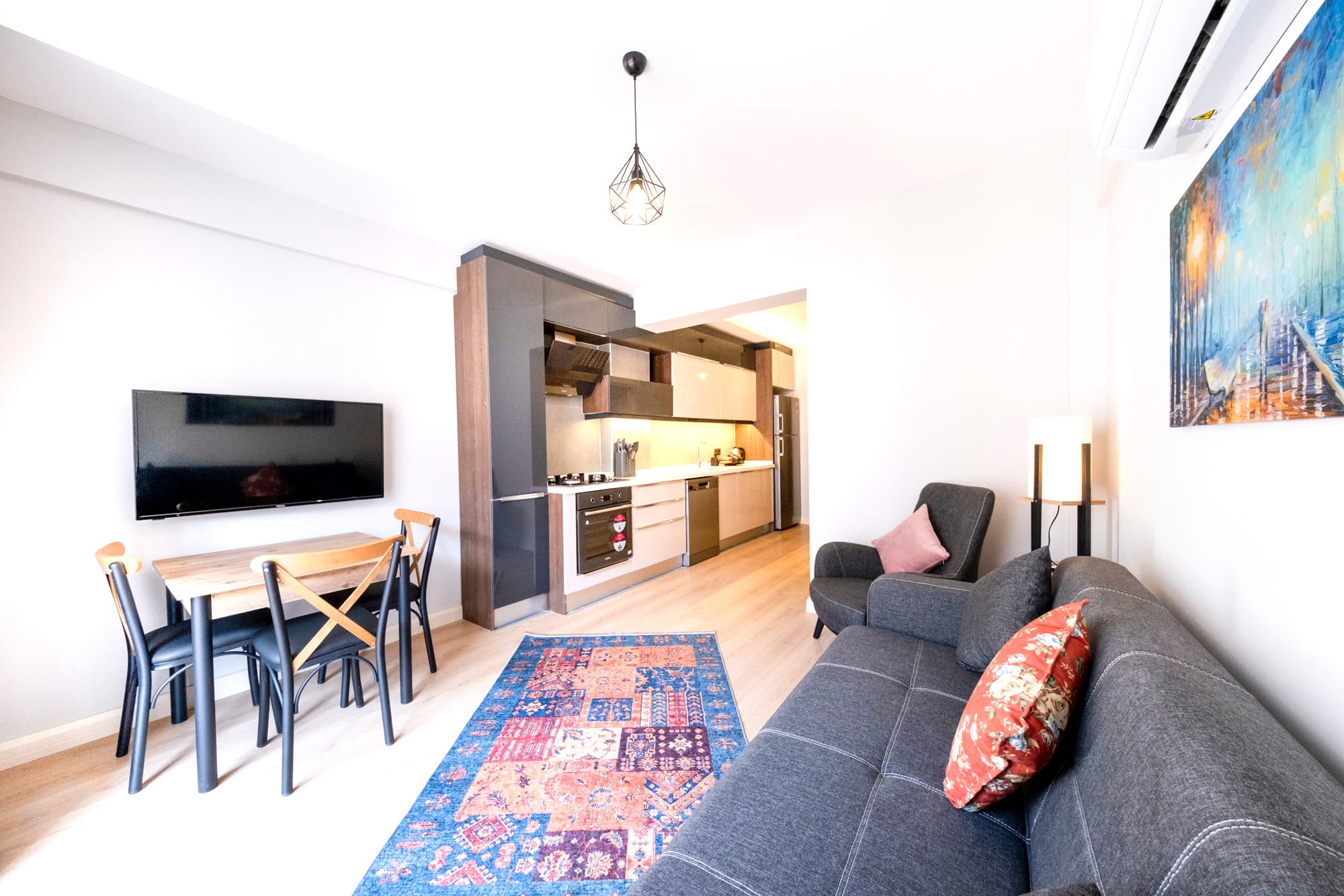Cozy retreat in central Fethiye near marina, furnished apartment in Fethiye, Istanbul — image 3
