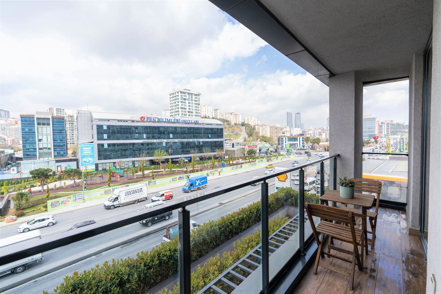 Near Airport Metro 1-Bdr apartment Gym/Pool, furnished apartment in Kağıthane, Istanbul — image 14