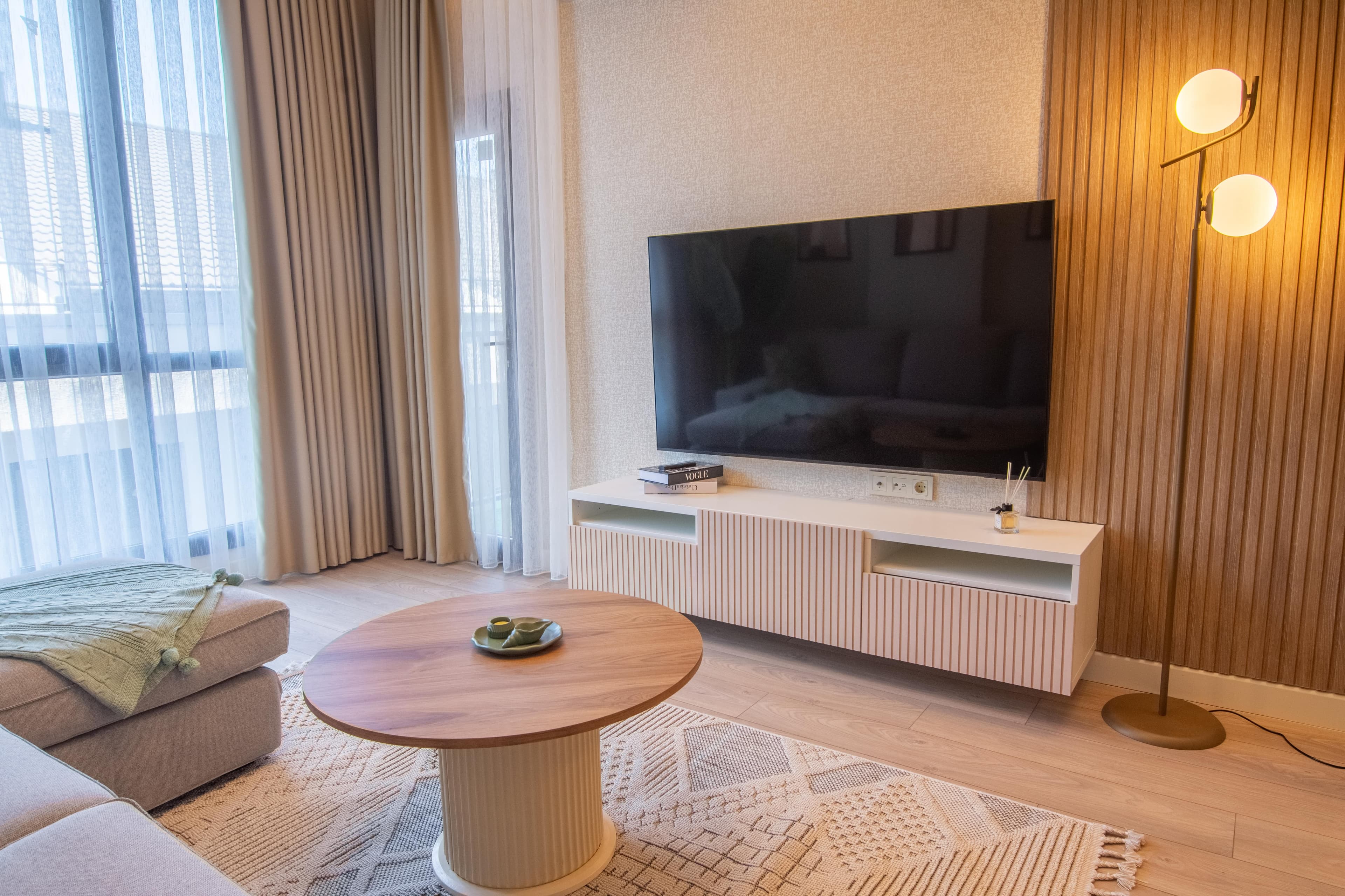 Modern & Stylish 1 Bdr Taksim Palas Living, furnished apartment in Şişli, Istanbul — image 5