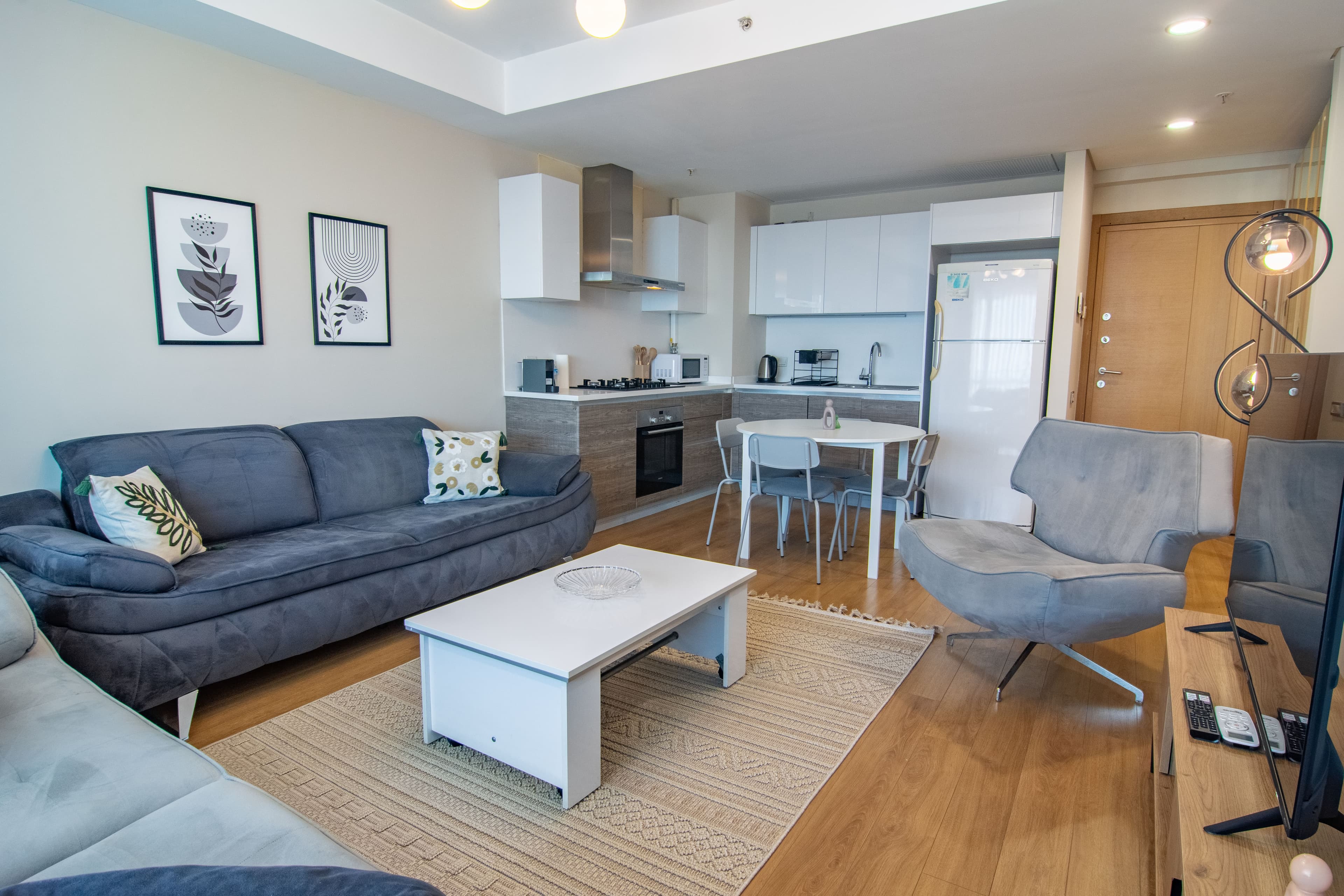 5. Levent 2BR Apt floor 22 Amazing view! — image 5