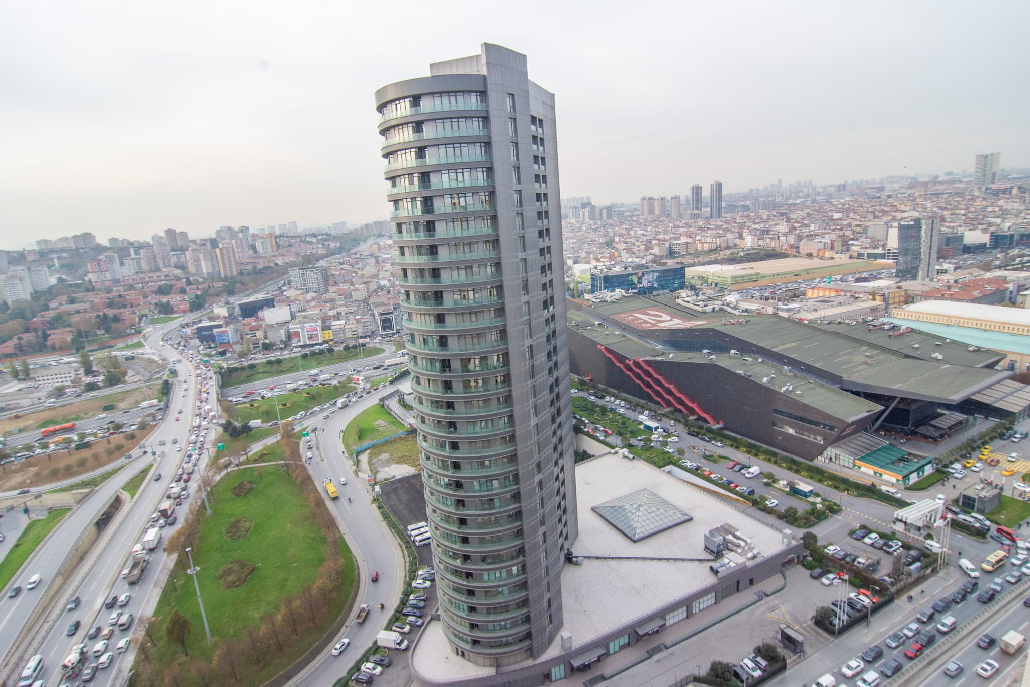 Spacious 1BR with City View, furnished apartment in Bağcılar, Istanbul — image 19