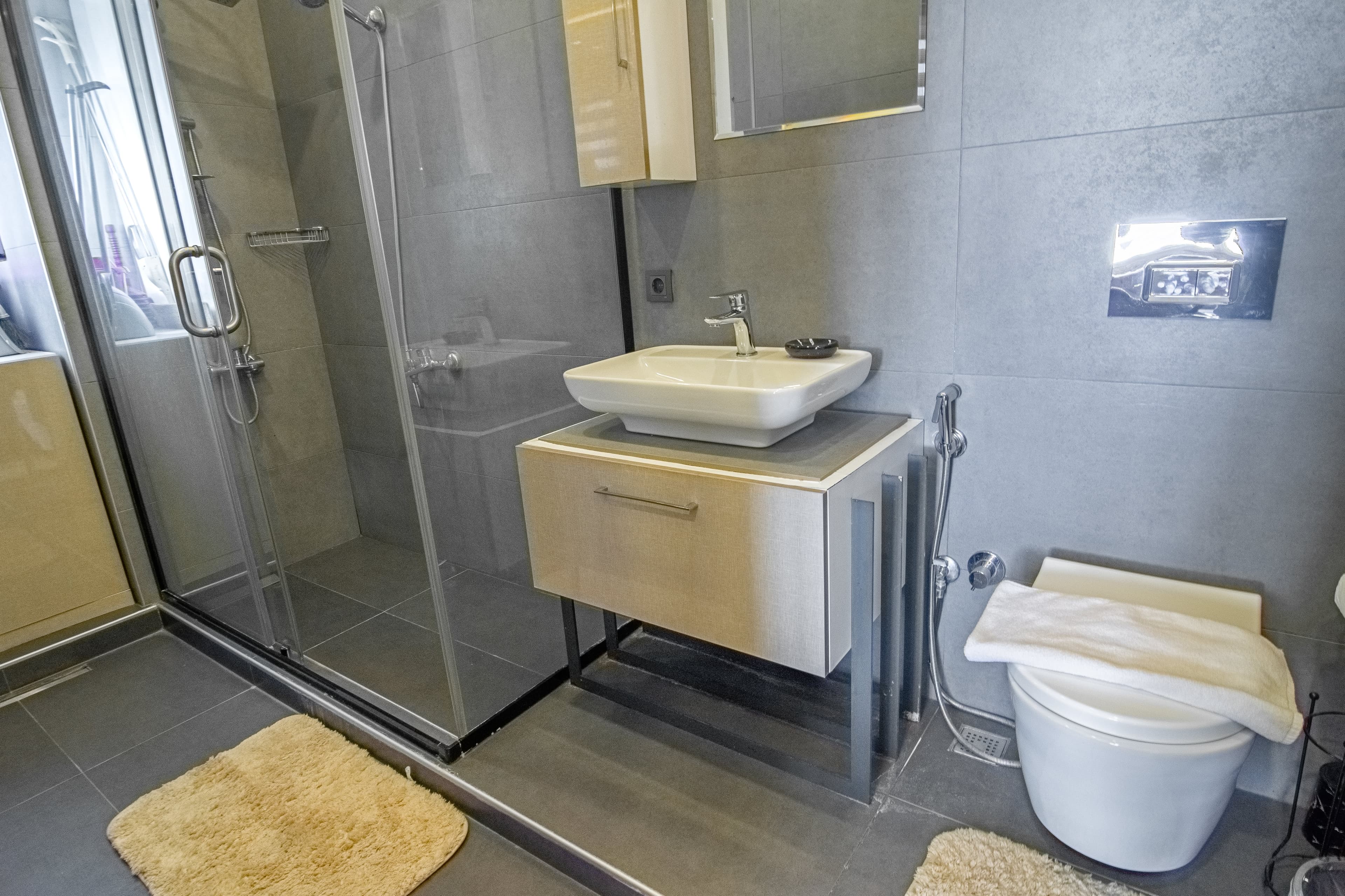 Modern 2BR Flat 1min walk to Taksim square, furnished apartment in Beyoğlu, Istanbul — image 15