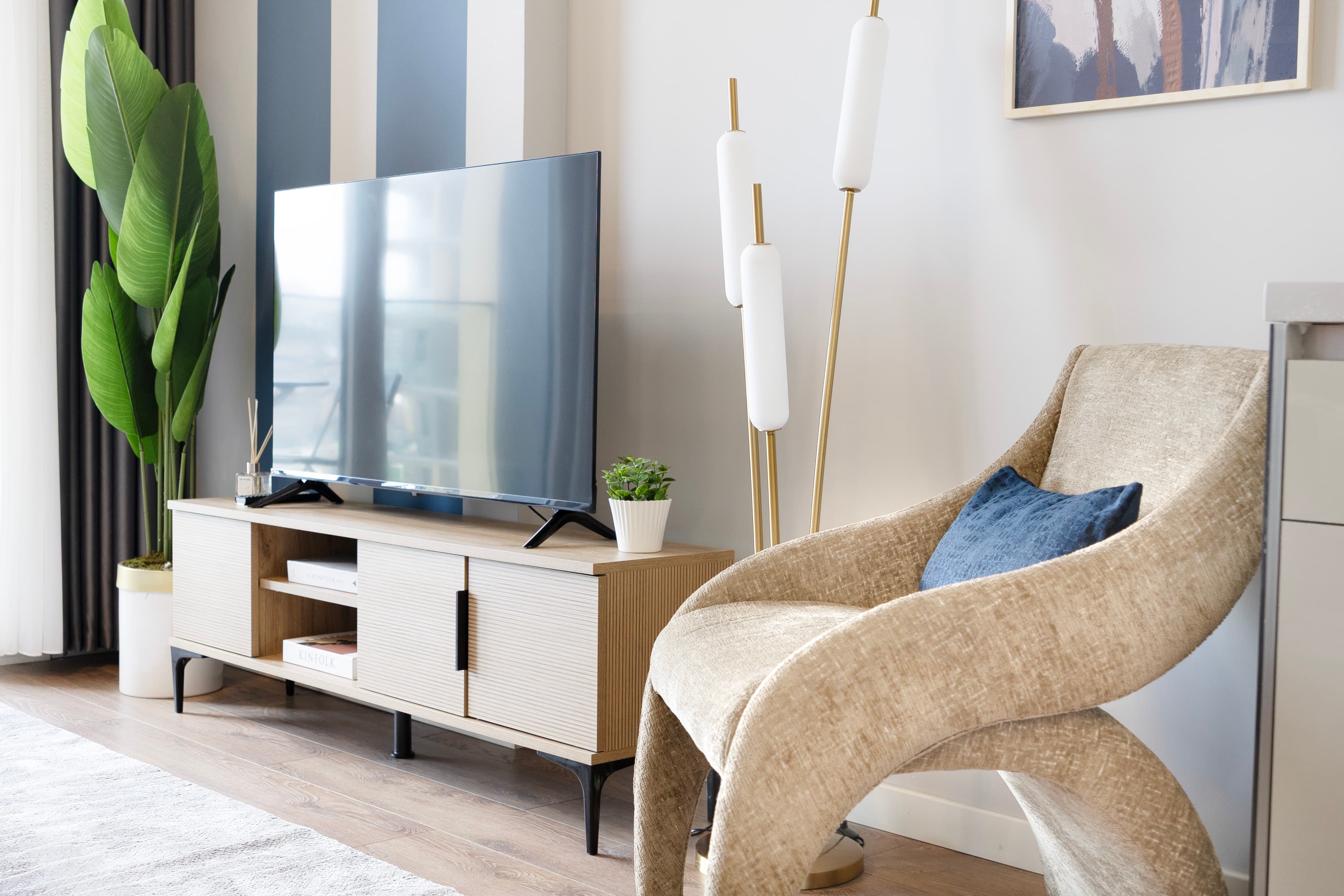 Modern Cozy Apartment with Balcony, furnished apartment in Bağcılar, Istanbul — image 6
