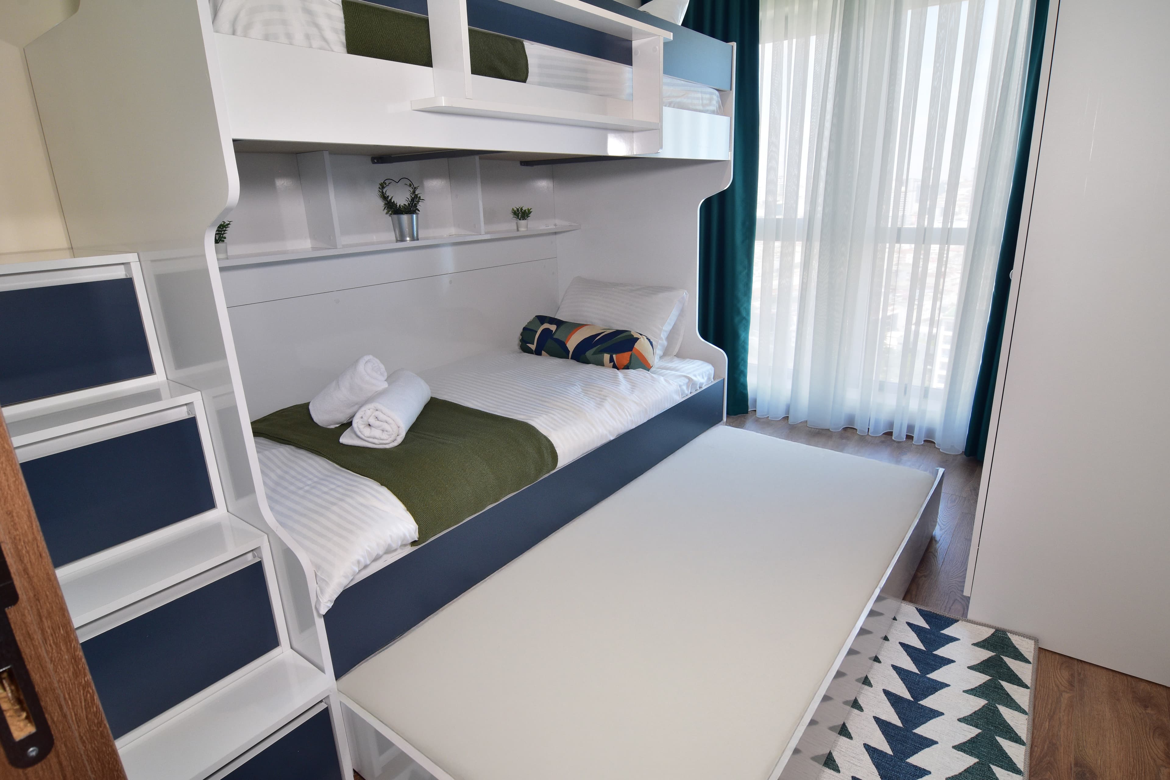 Stylish & Modern 3bedrooms -2bathrooms-pool & gym, furnished apartment in Bağcılar, Istanbul — image 27