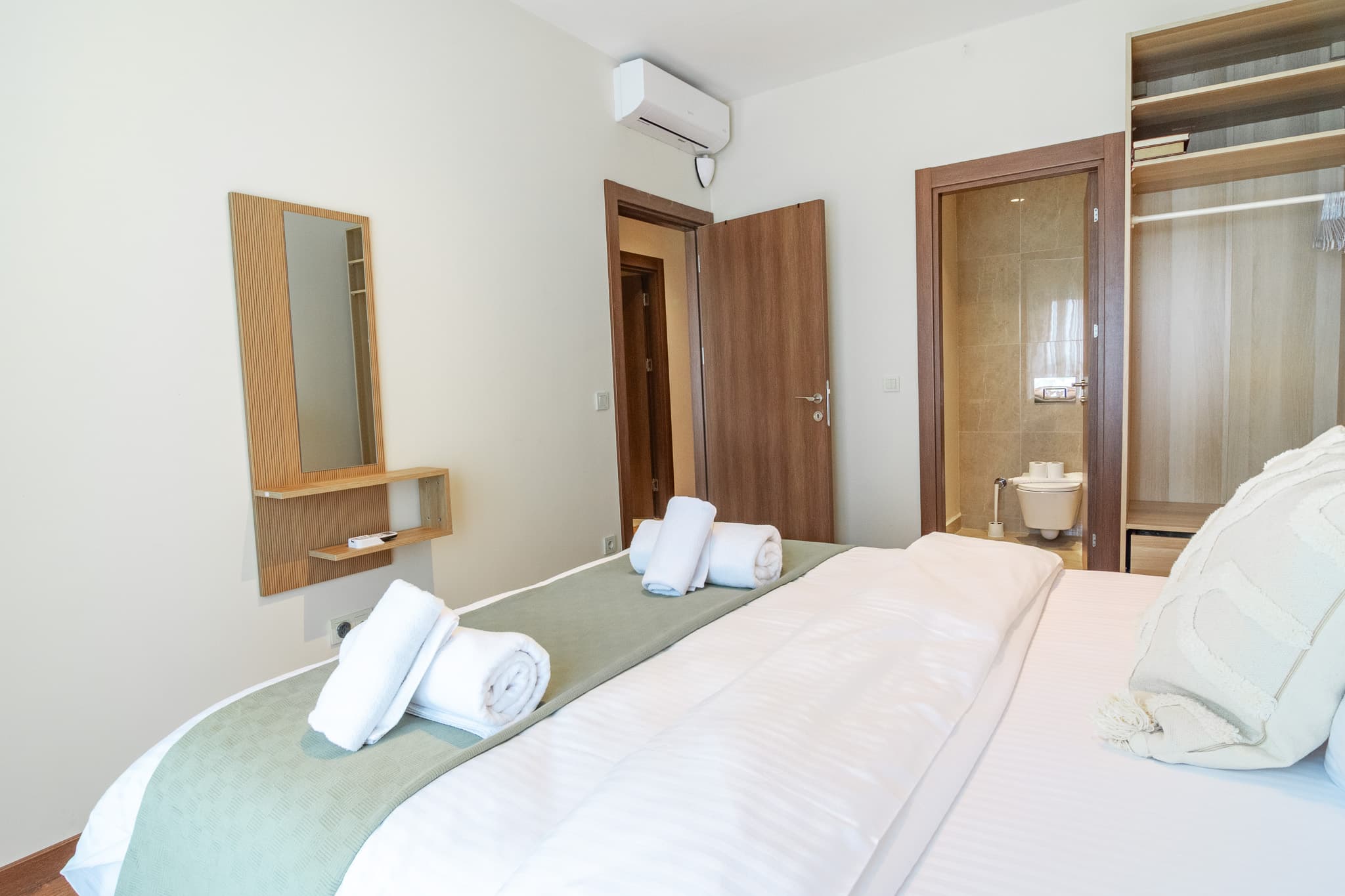 Modern 2BR City View Residence , furnished apartment in Bağcılar, Istanbul — image 14