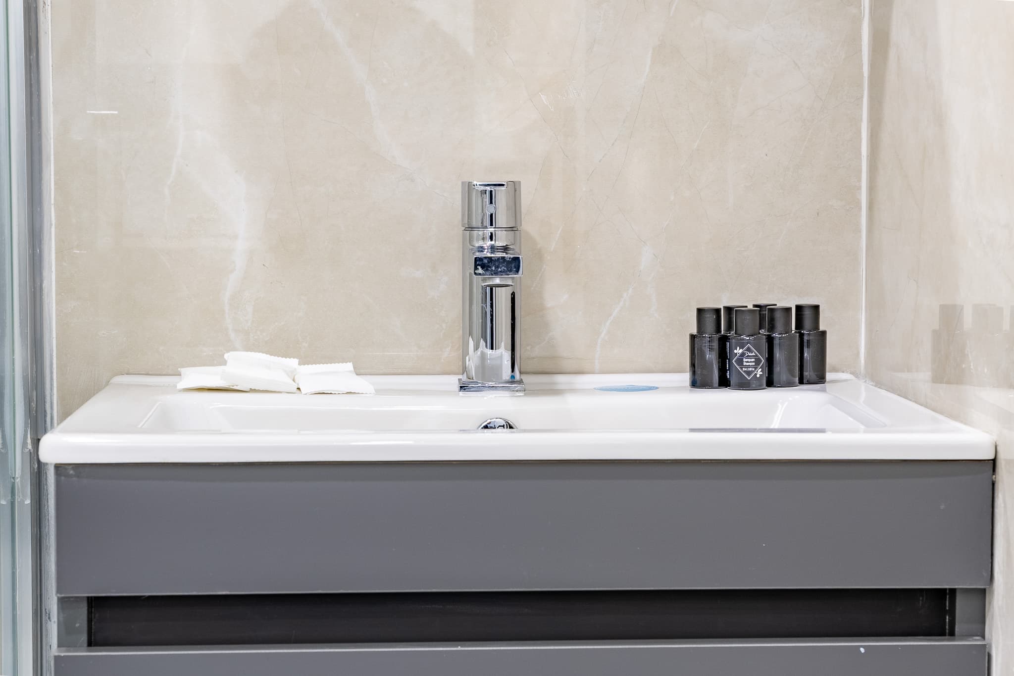 Vadi Istanbul Modern 2-Bedroom Apartment, furnished apartment in Kağıthane, Istanbul — image 20
