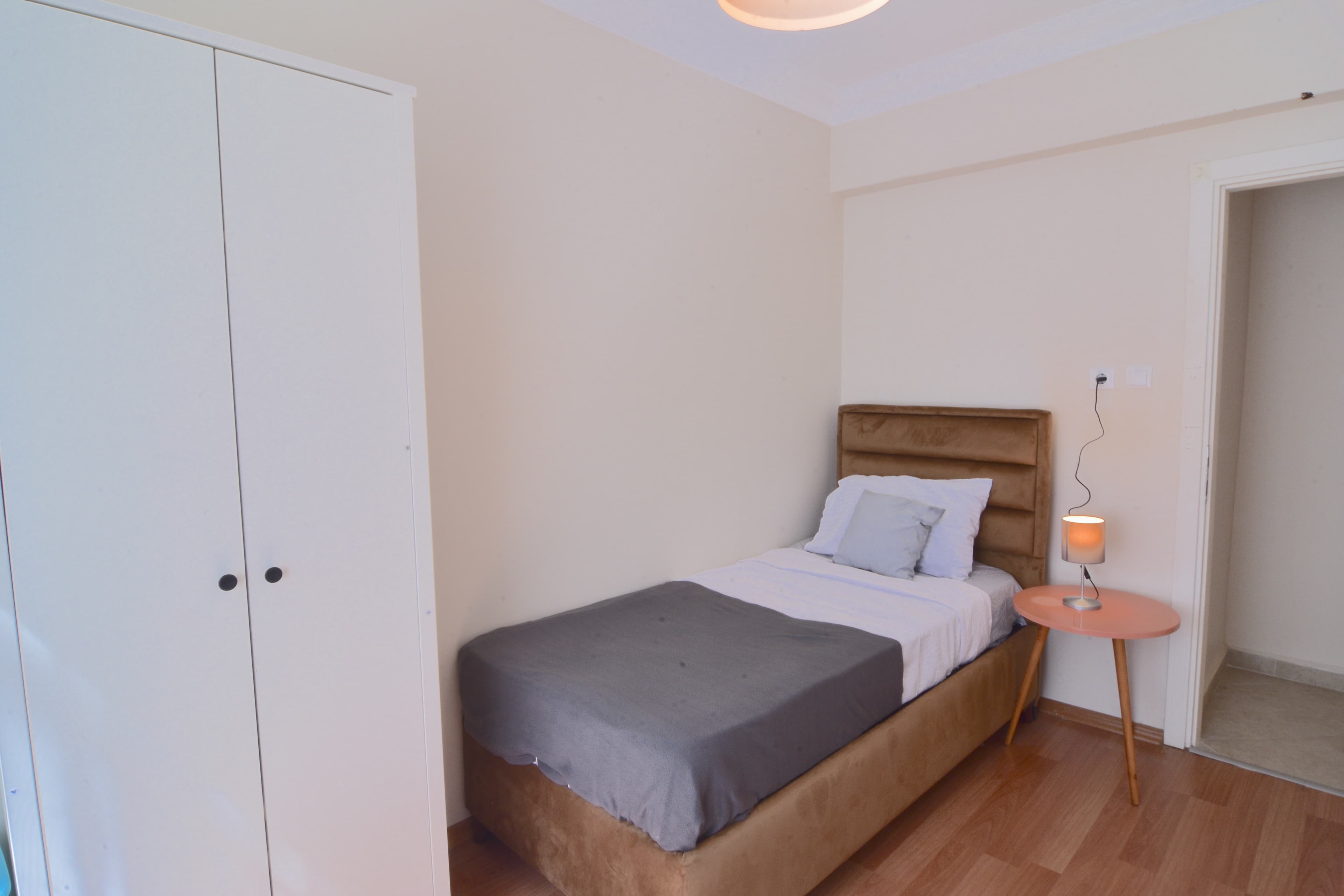 Cozy 3BR Retreat: Modern Comfort, furnished apartment in Avcılar, Istanbul — image 11