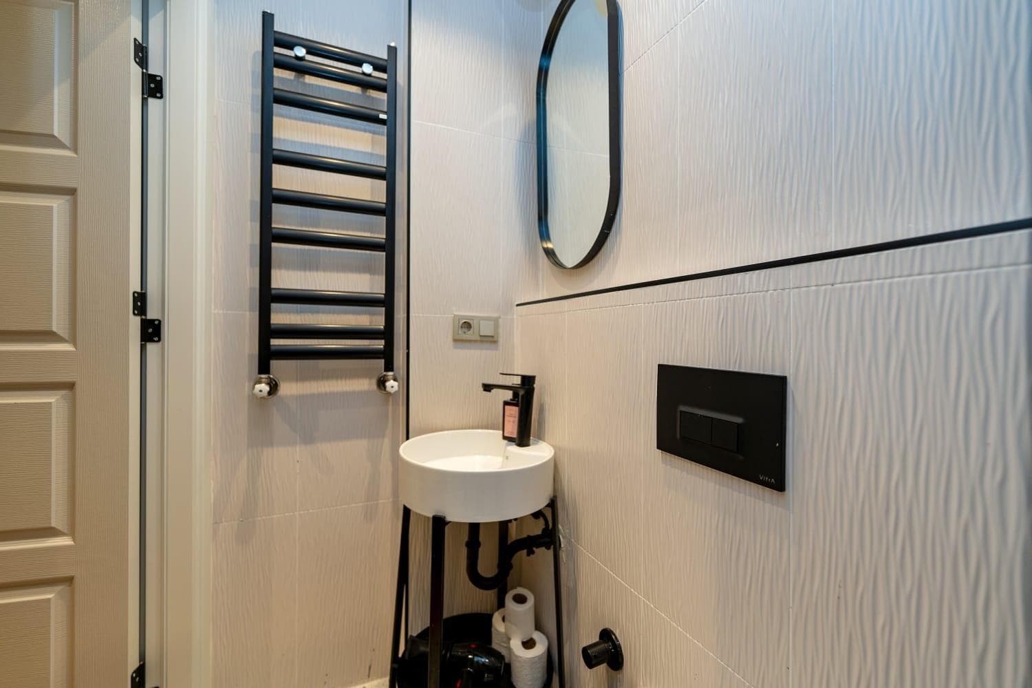 House with 4 bedrs 3 bathrooms central location, furnished apartment in Şişli, Istanbul — image 24