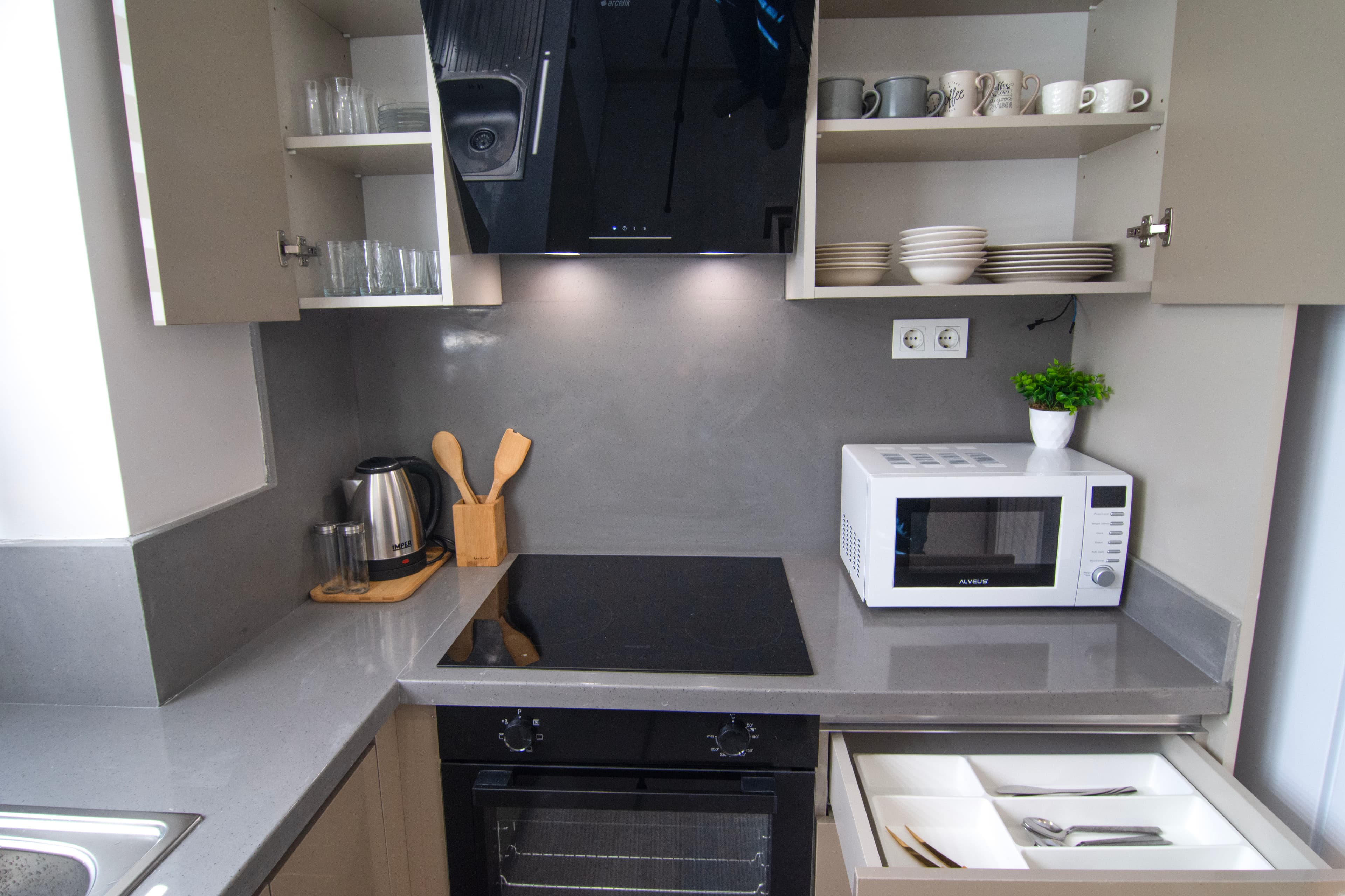 Cozy 2BR Apt Near Vialand Mall with Nespresso , furnished apartment in Eyüpsultan, Istanbul — image 13